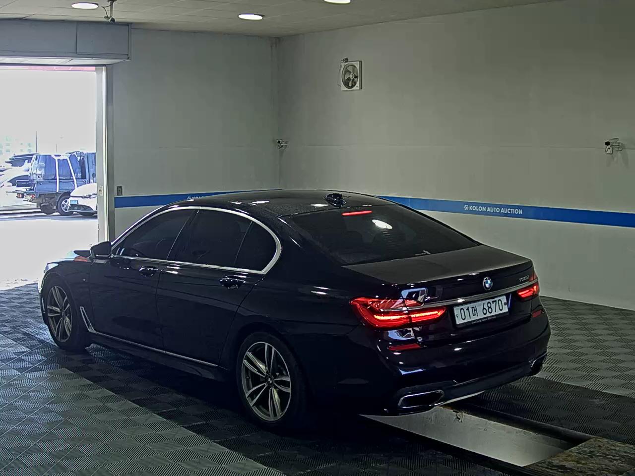 BMW 7 SERIES (6TH GEN) 730d xDRIVE M SPORT PACK 2018 - zdjęcie 6