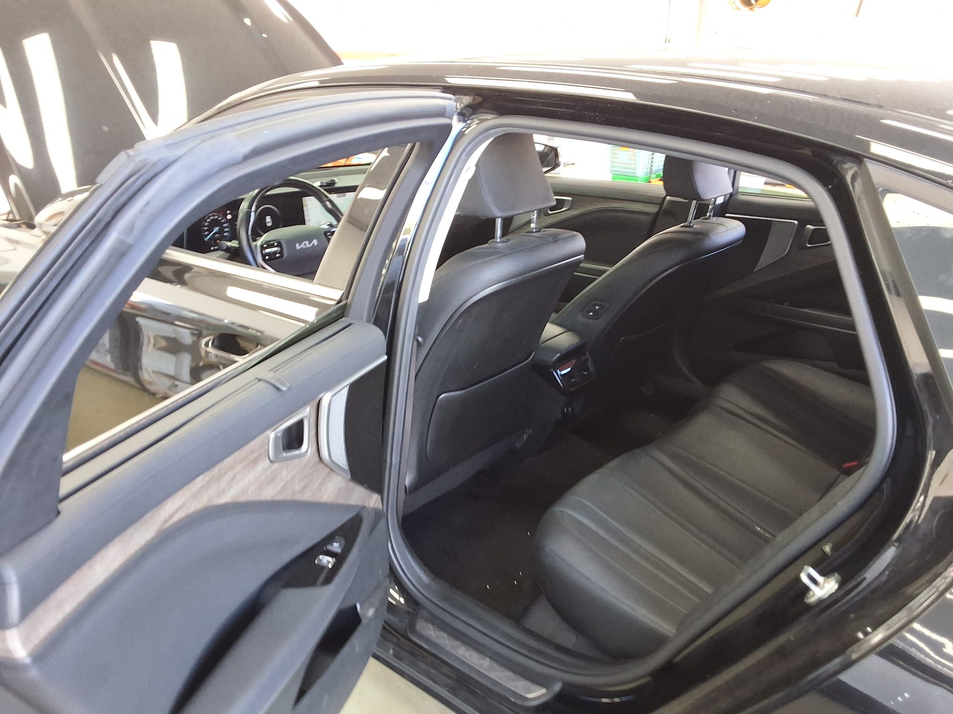 KIA K8 2.5 GDI NOBLESSE 2023 - zdjęcie 12