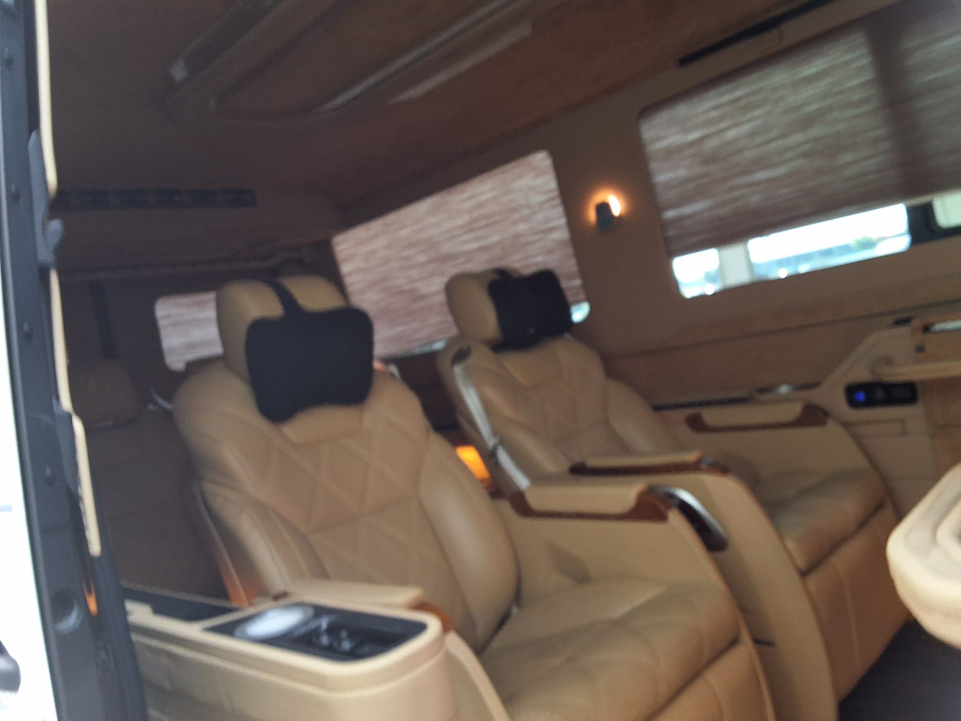 MERCEDES-BENZ SPRINTER (3RD GEN) 319 CDI BASE MODEL 2022 - zdjęcie 13
