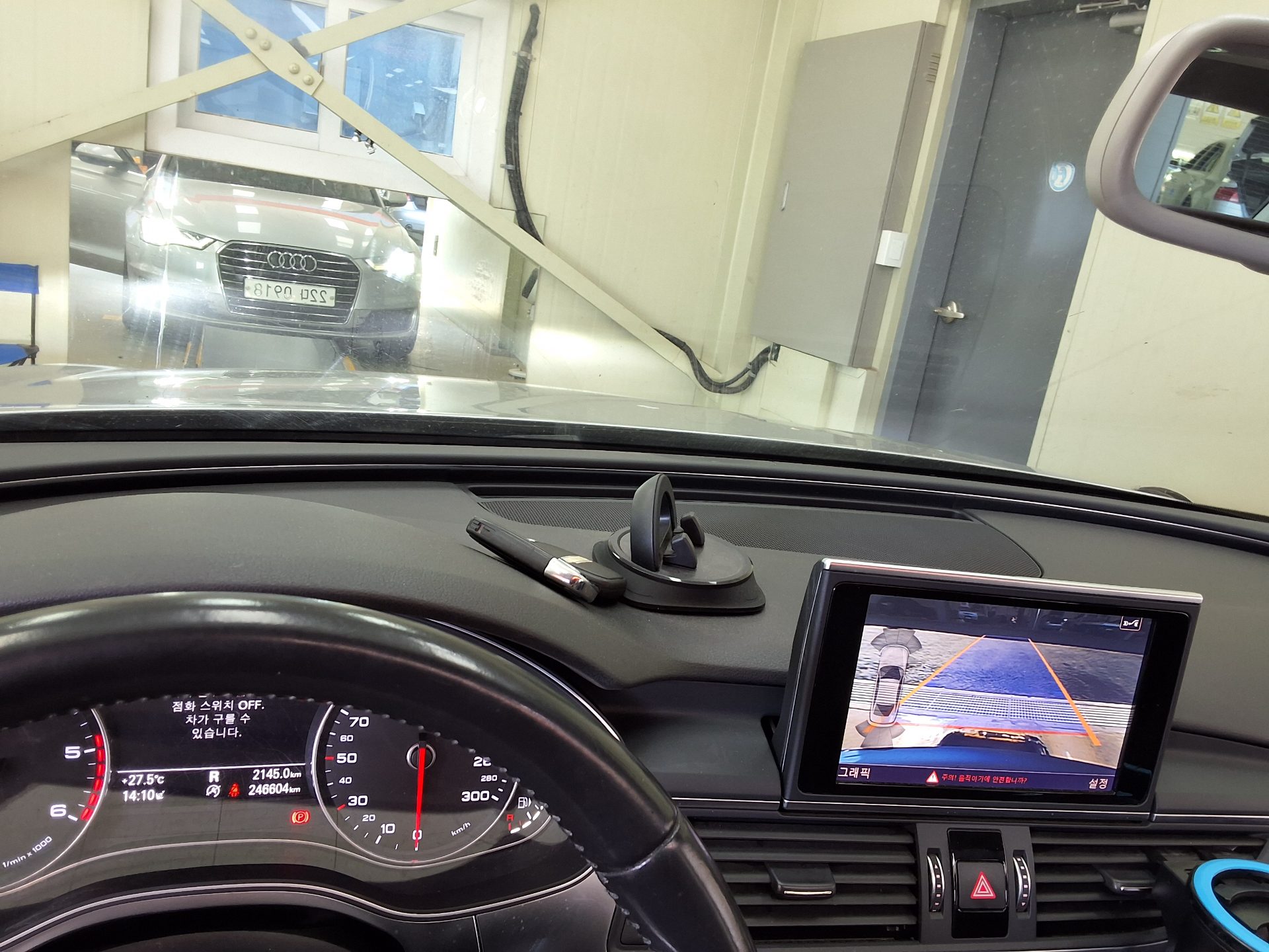 AUDI A6 (4TH GEN) 35 TDI PREMIUM 2016 - zdjęcie 25