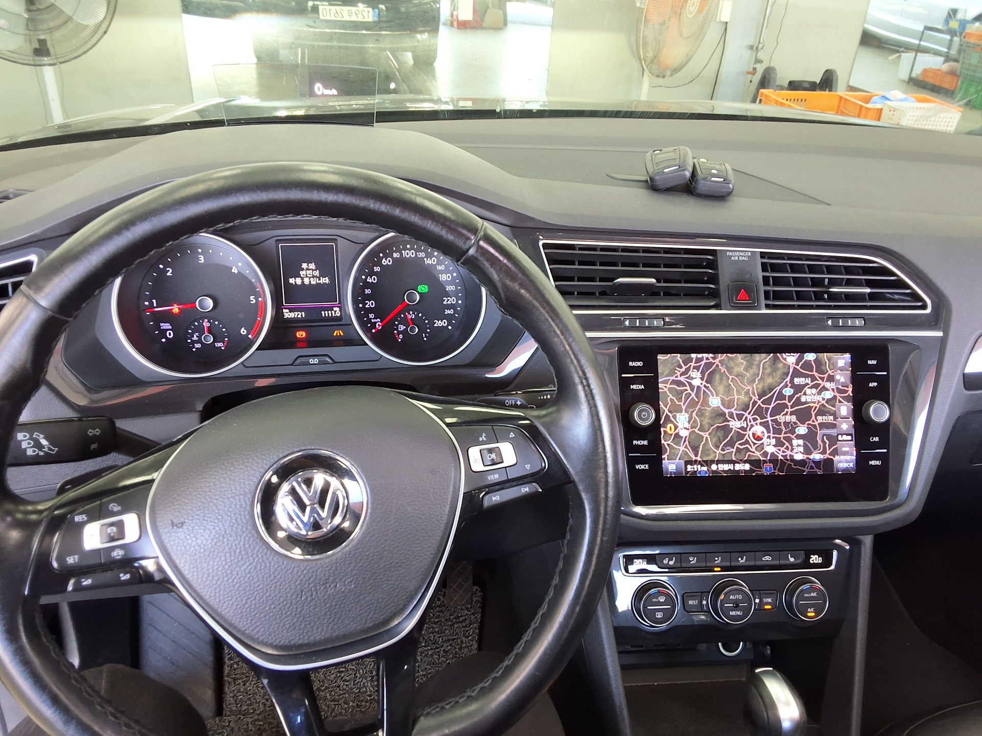 VOLKSWAGEN TIGUAN (2ND GEN) 2.0 TDI PRESTIGE 2020 - zdjęcie 17