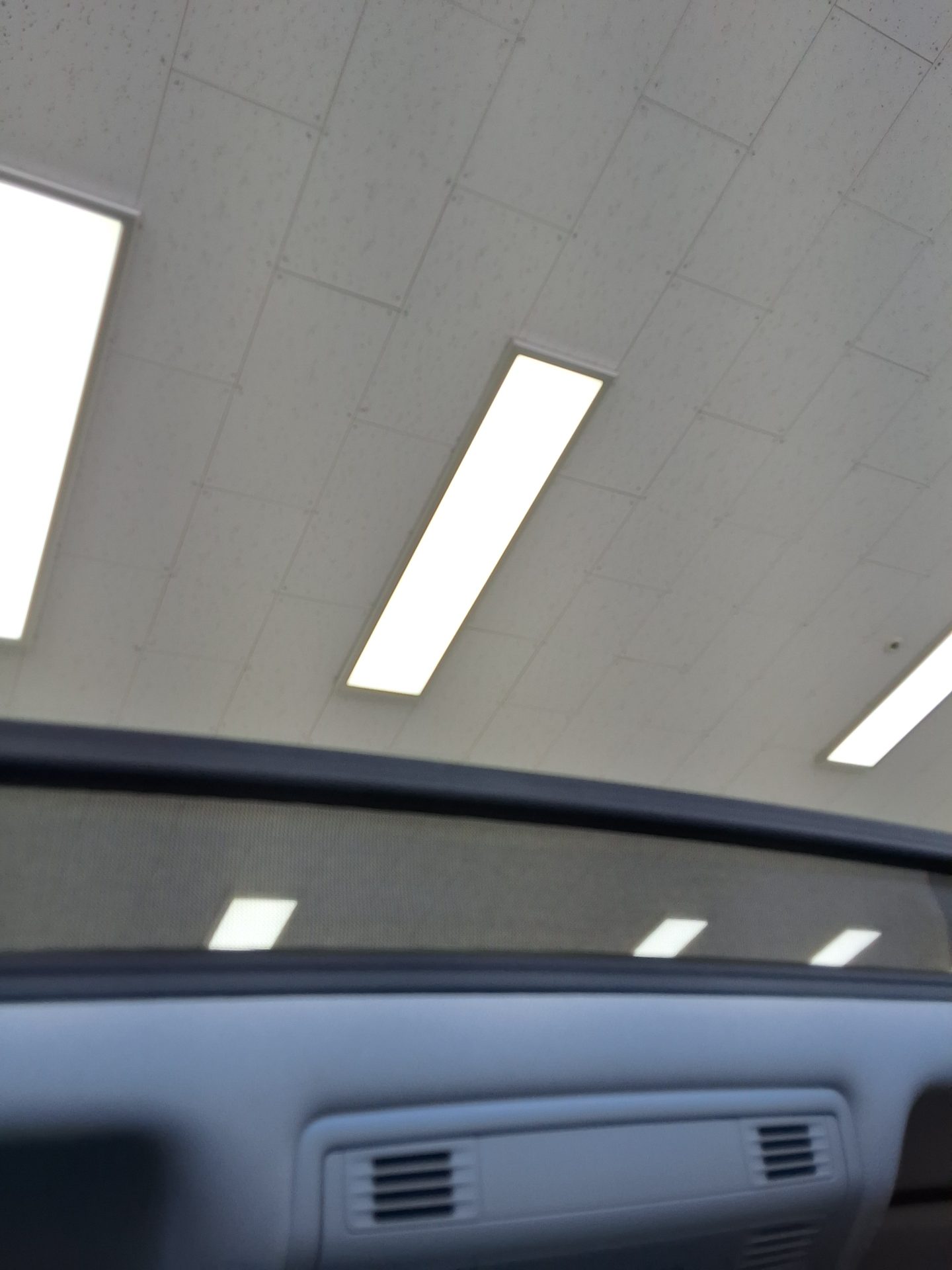VOLKSWAGEN TIGUAN (2ND GEN) 2.0 TDI PRESTIGE 2020 - zdjęcie 18