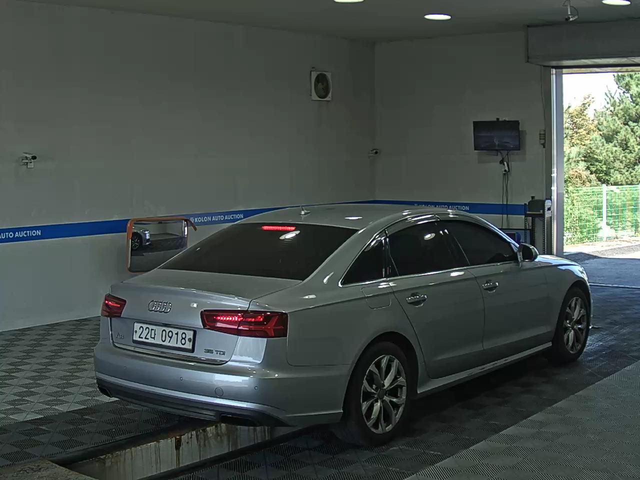 AUDI A6 (4TH GEN) 35 TDI PREMIUM 2016 - zdjęcie 5