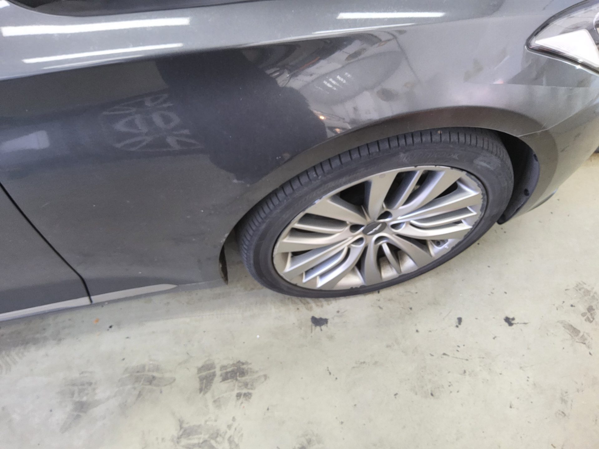 GENESIS G80 3.8 GDi PRESTIGE 2017 - zdjęcie 22