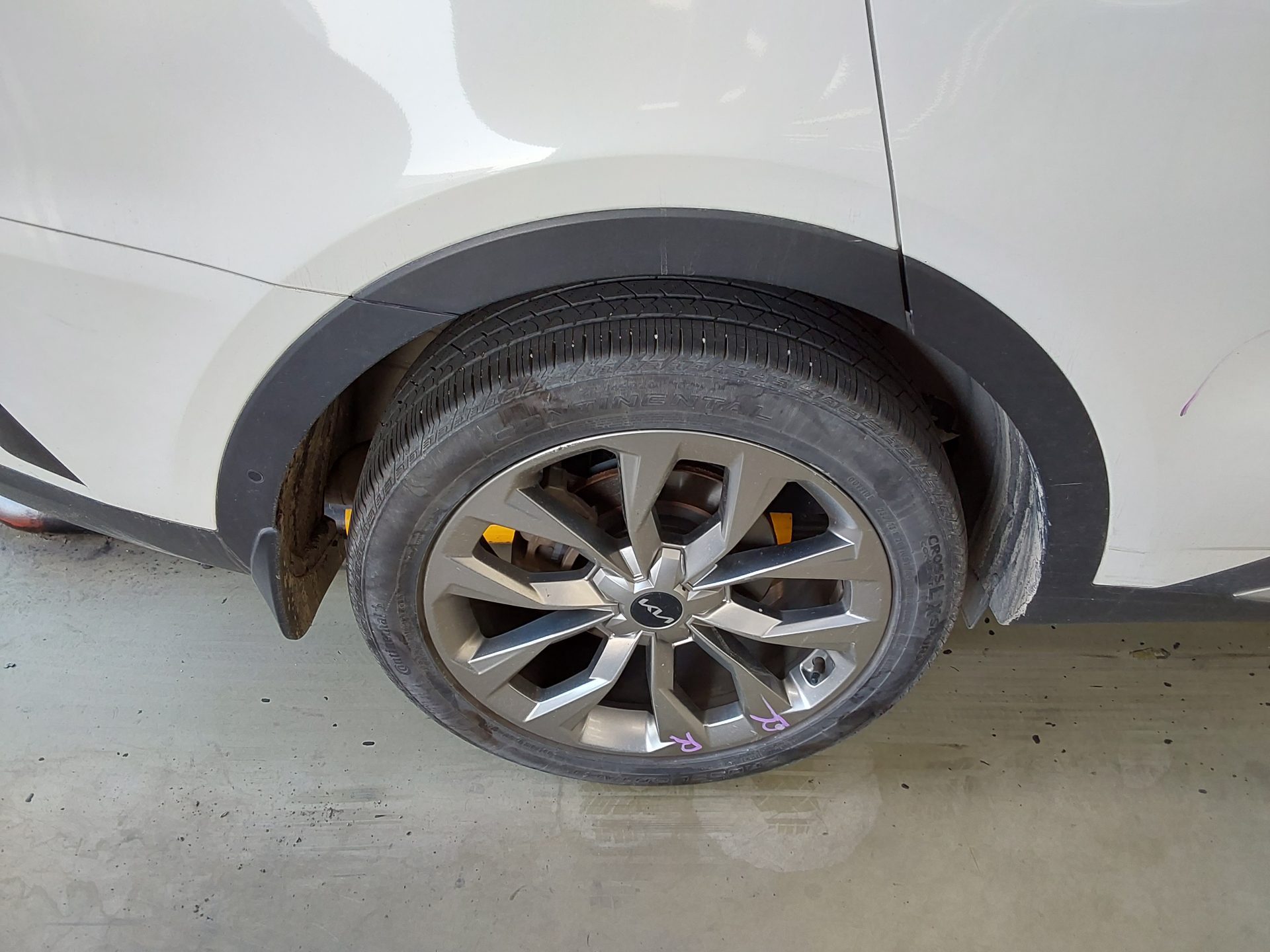KIA NEW SORENTO (MQ4) 2.5 GASOLINE 2WD SIGNATURE 2023 - zdjęcie 23