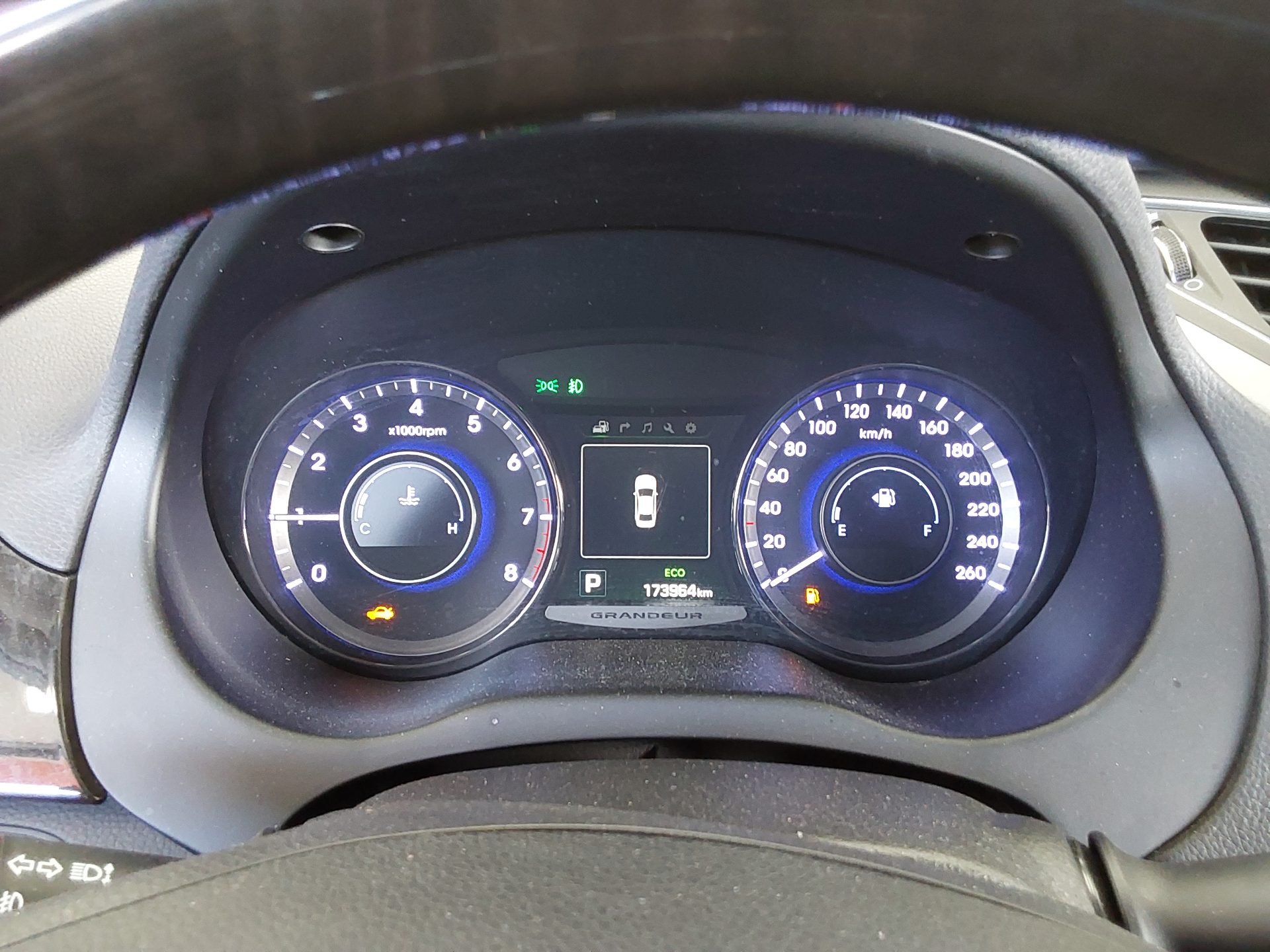 HYUNDAI GRANDEUR HG HG 300 PREMIUM 2016 - zdjęcie 9