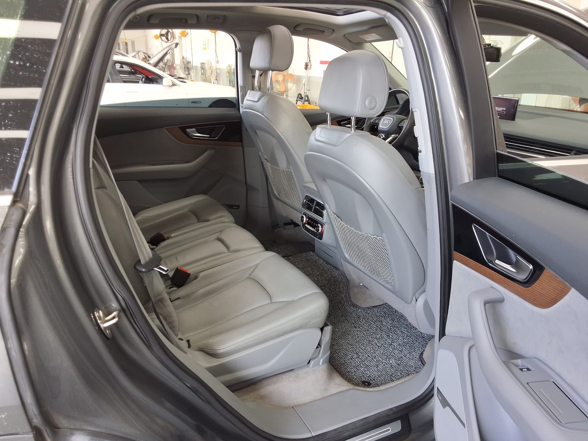 AUDI Q7 (2ND GEN) 35 TDI QUATTRO PREMIUM TECH 2016 - zdjęcie 13