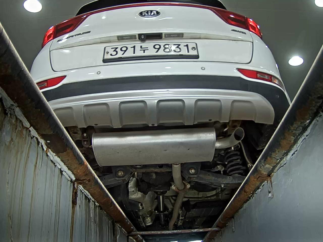 KIA NEW SPORTAGE R2.0 4WD NOBLESSE 2016 - zdjęcie 8