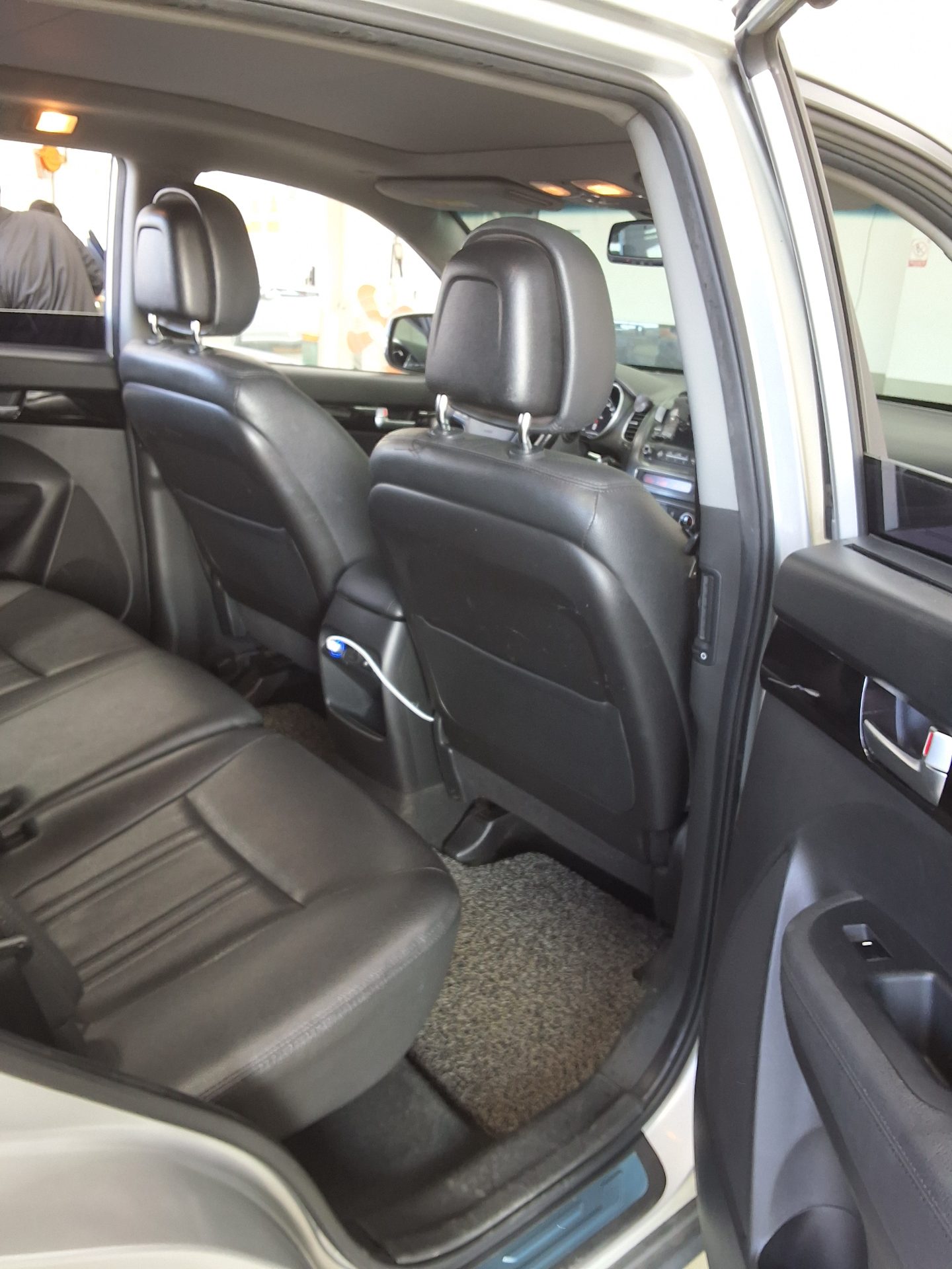KIA NEW SORENTO R R2.0 2WD PRESTIGE 2014 - zdjęcie 13