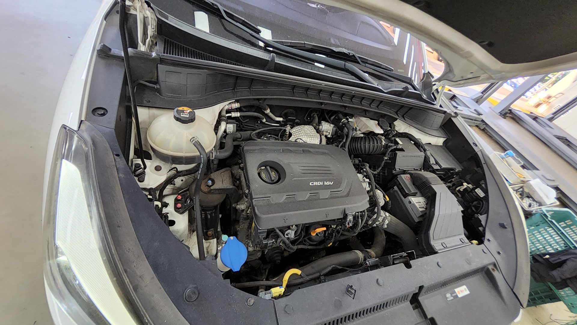 HYUNDAI ALL NEW TUCSON DIESEL 1.7 2WD PREMIUM 2017 - zdjęcie 22