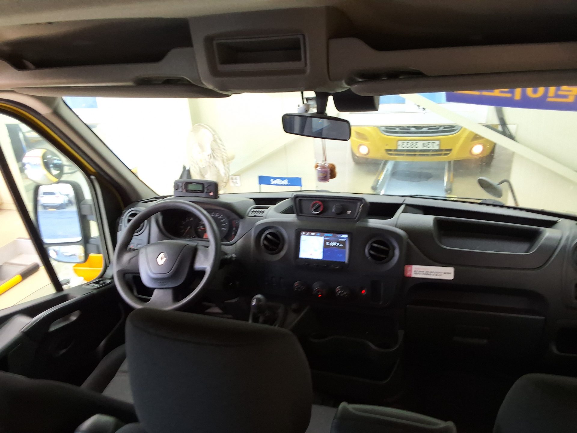 RENAULT (SAMSUNG) MASTER BUS 13-SEATER 2019 - zdjęcie 12