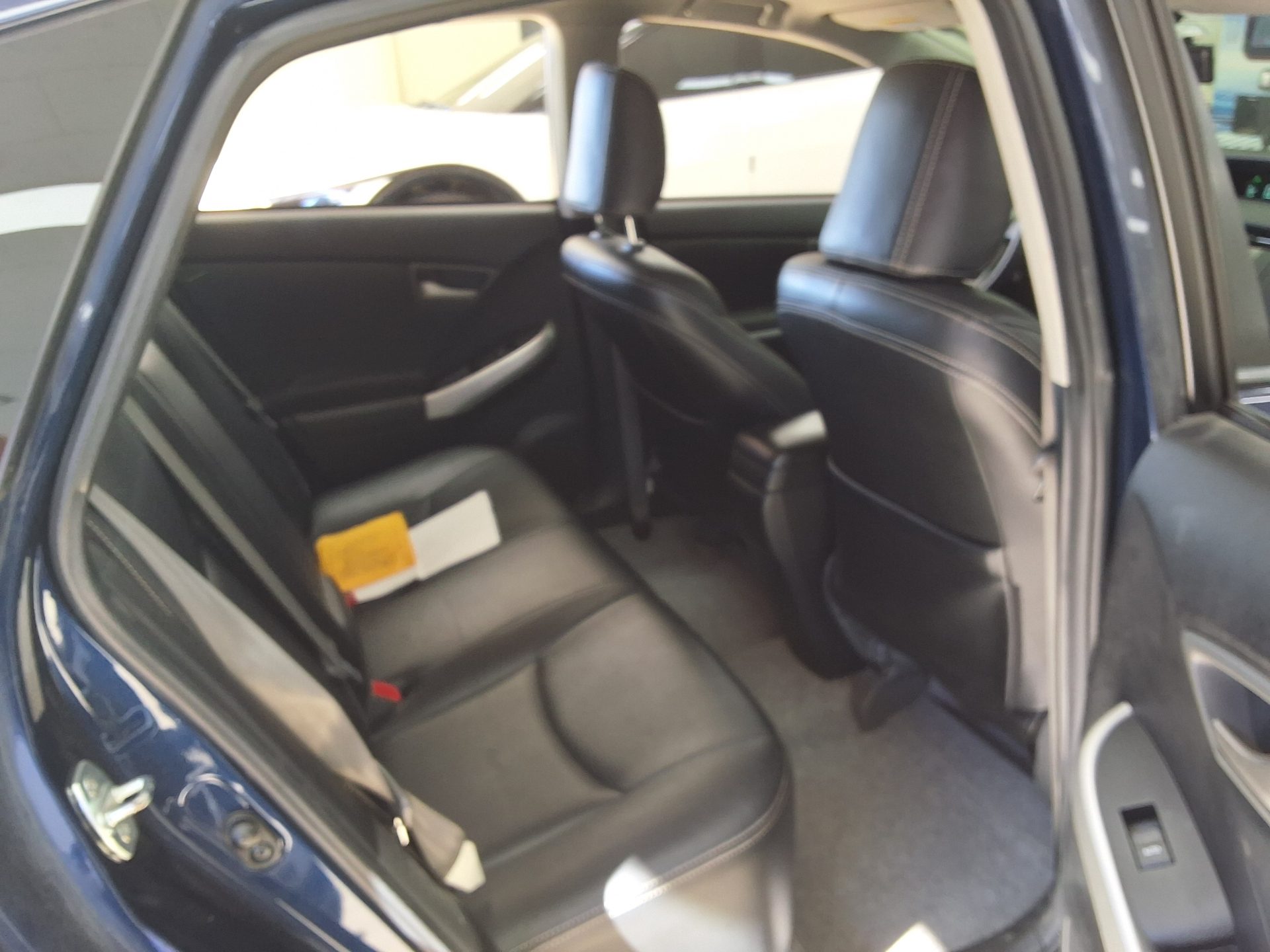 TOYOTA PRIUS (3RD GEN) 1.8 2012 - zdjęcie 14