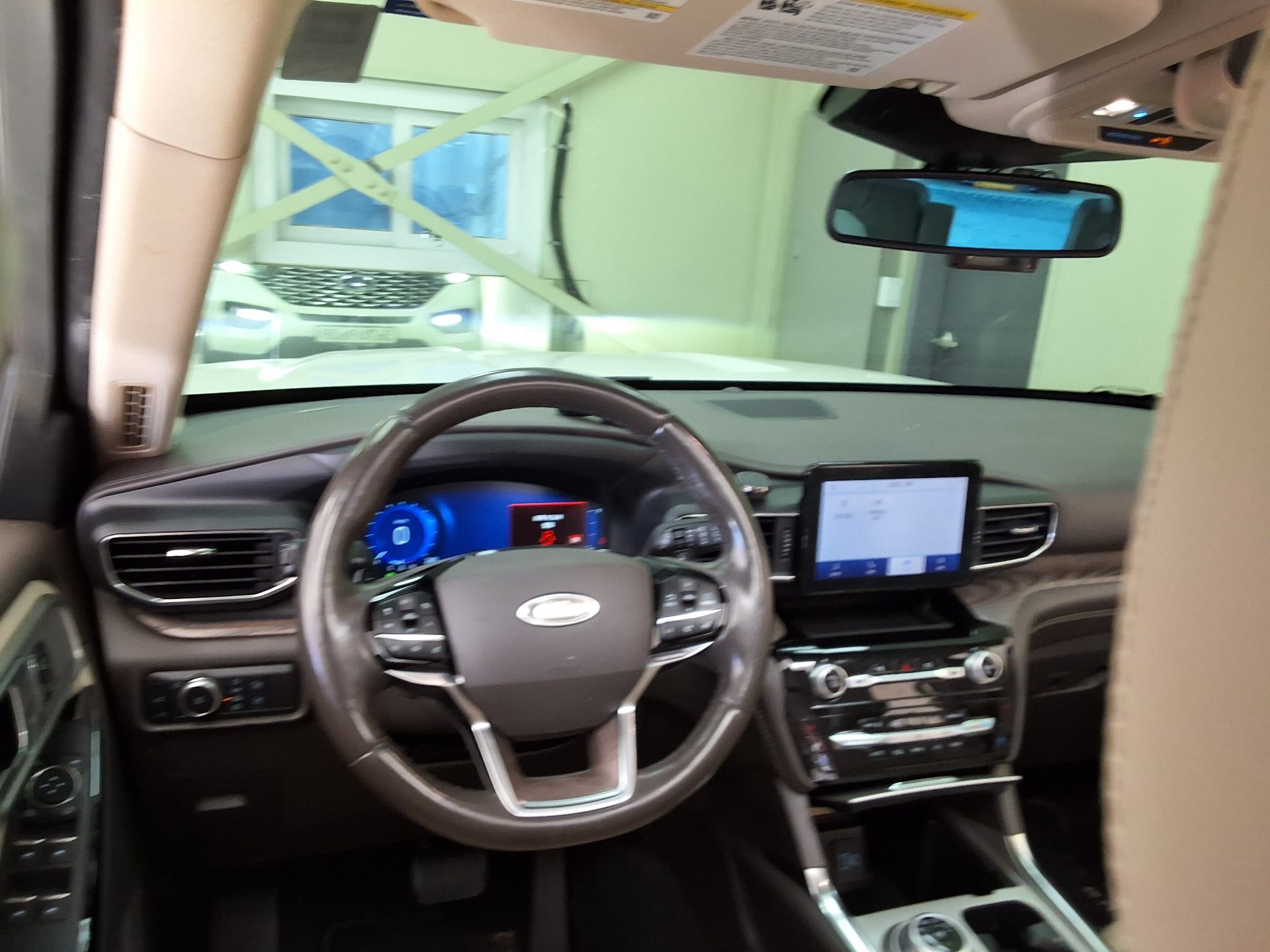 FORD EXPLORER (6TH GEN) 3.0 AWD PLATINUM 2021 - zdjęcie 12