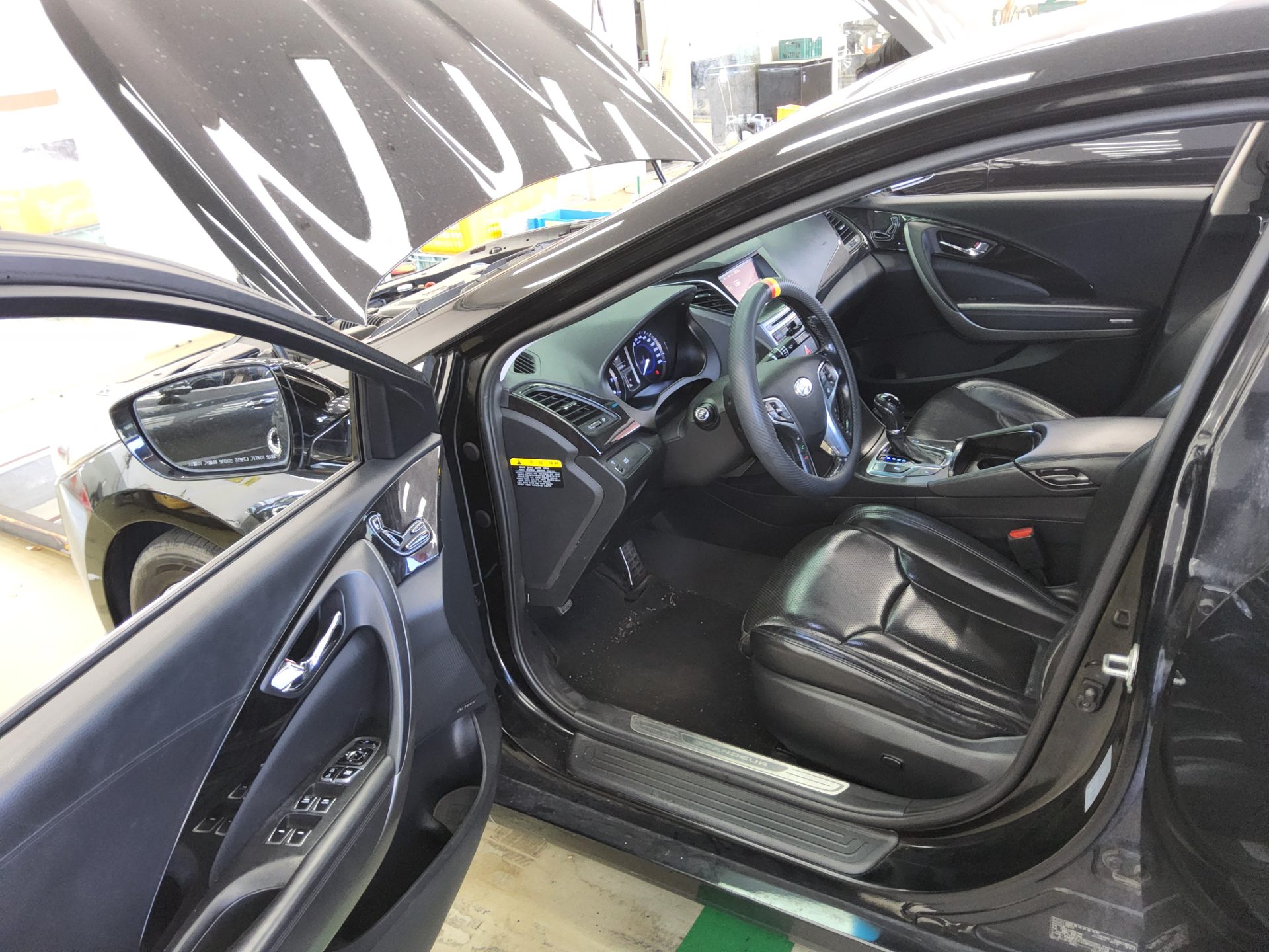 HYUNDAI GRANDEUR HG HG 240 MODERN 2016 - zdjęcie 10