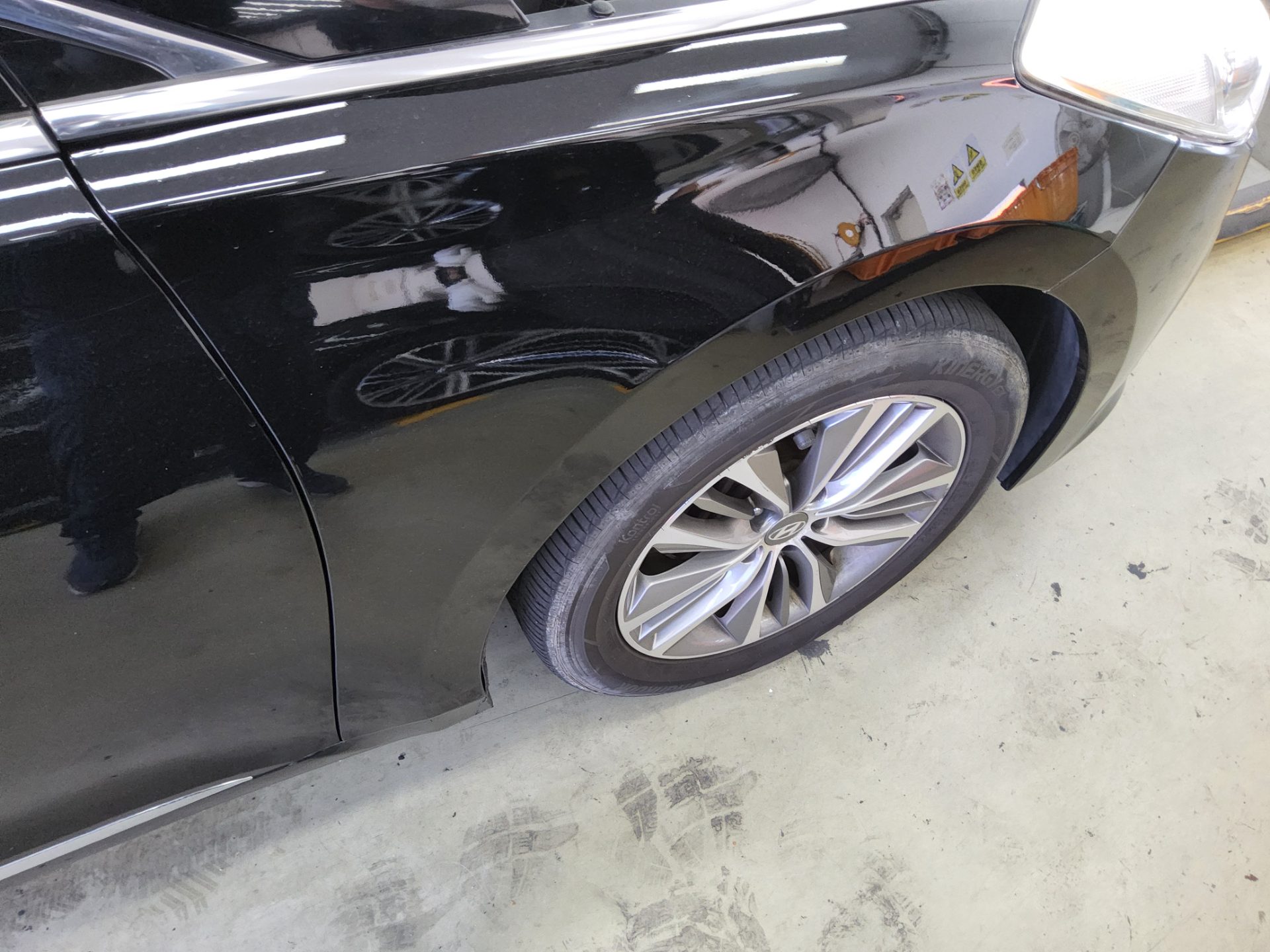 HYUNDAI GRANDEUR HG HG 240 MODERN 2016 - zdjęcie 22