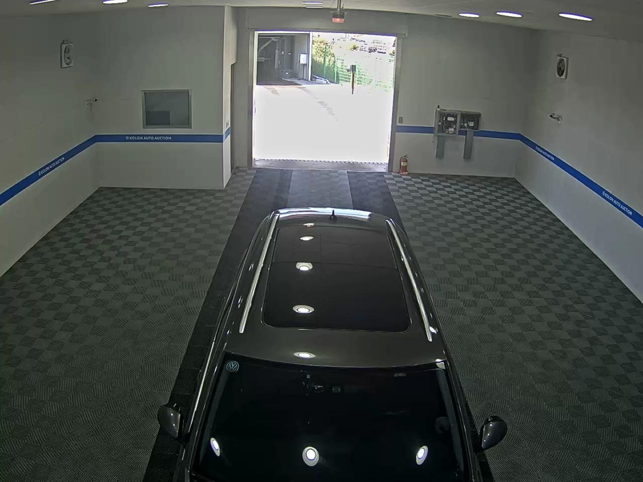 VOLKSWAGEN TIGUAN 2.0 TDI BLUEMOTION PREMIUM 2013 - zdjęcie 7