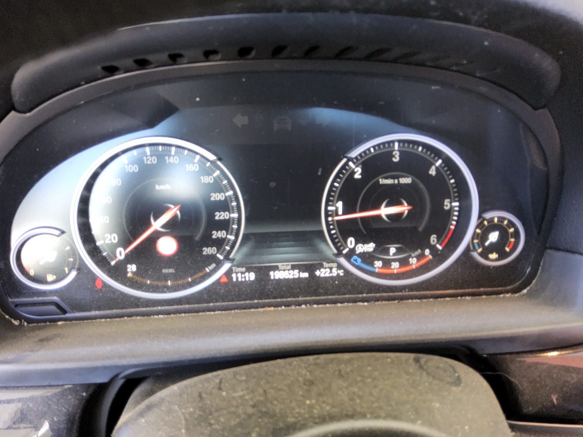 BMW 5 SERIES (6TH GEN) 520d M AERODYNAMIC 2016 - zdjęcie 9