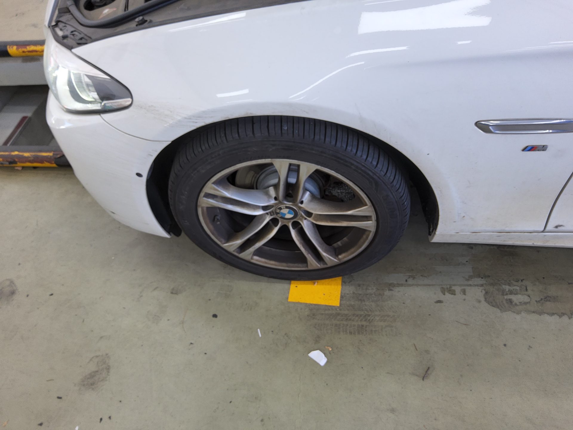 BMW 5 SERIES (6TH GEN) 520d M AERODYNAMIC 2016 - zdjęcie 20