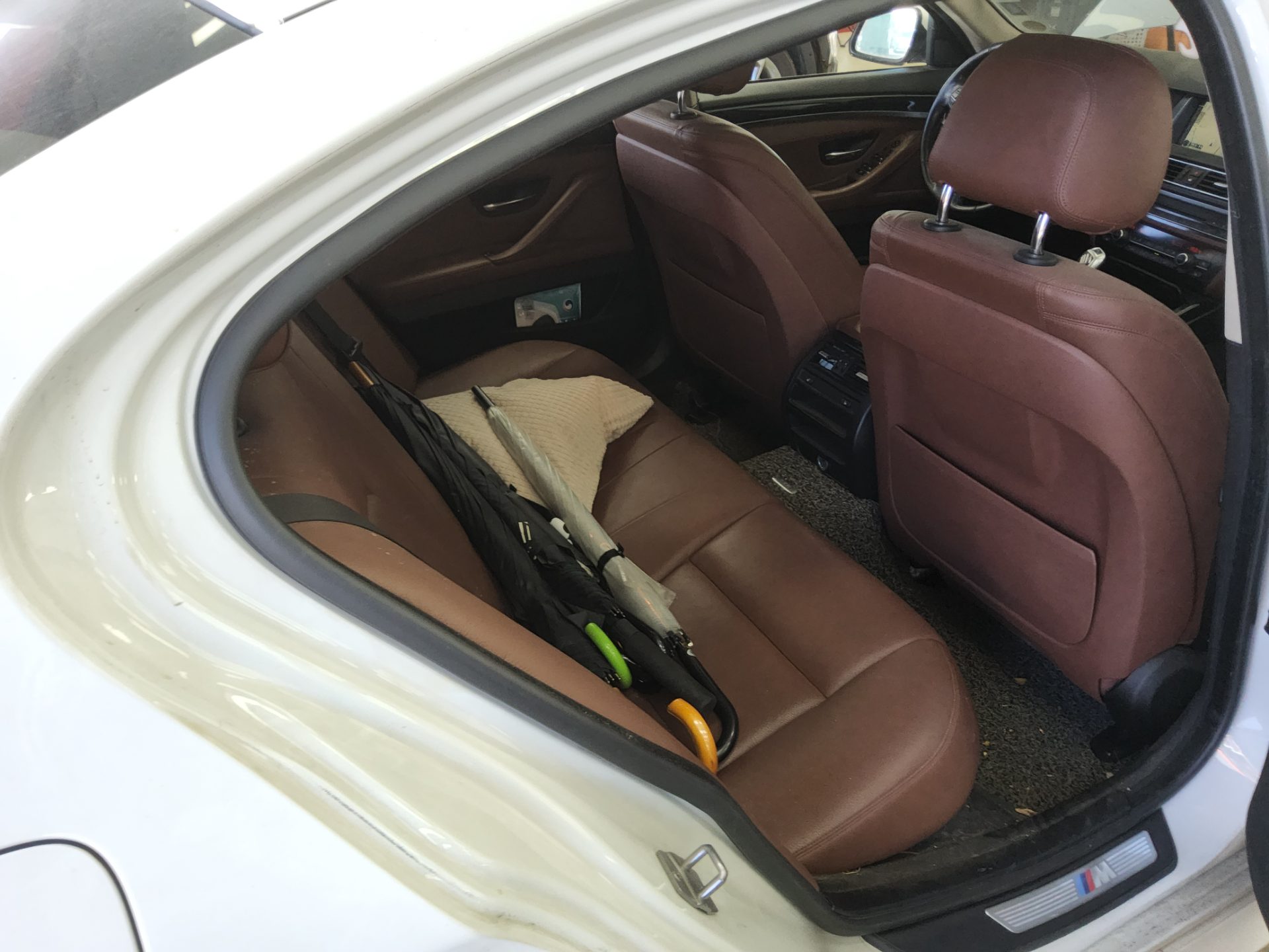 BMW 5 SERIES (6TH GEN) 520d M AERODYNAMIC 2016 - zdjęcie 13