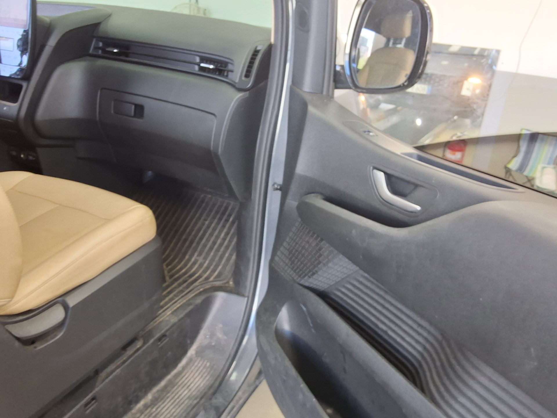 HYUNDAI STARIA 2.2 DIESEL CARGO 5-SEATER MODERN 2024 - zdjęcie 14