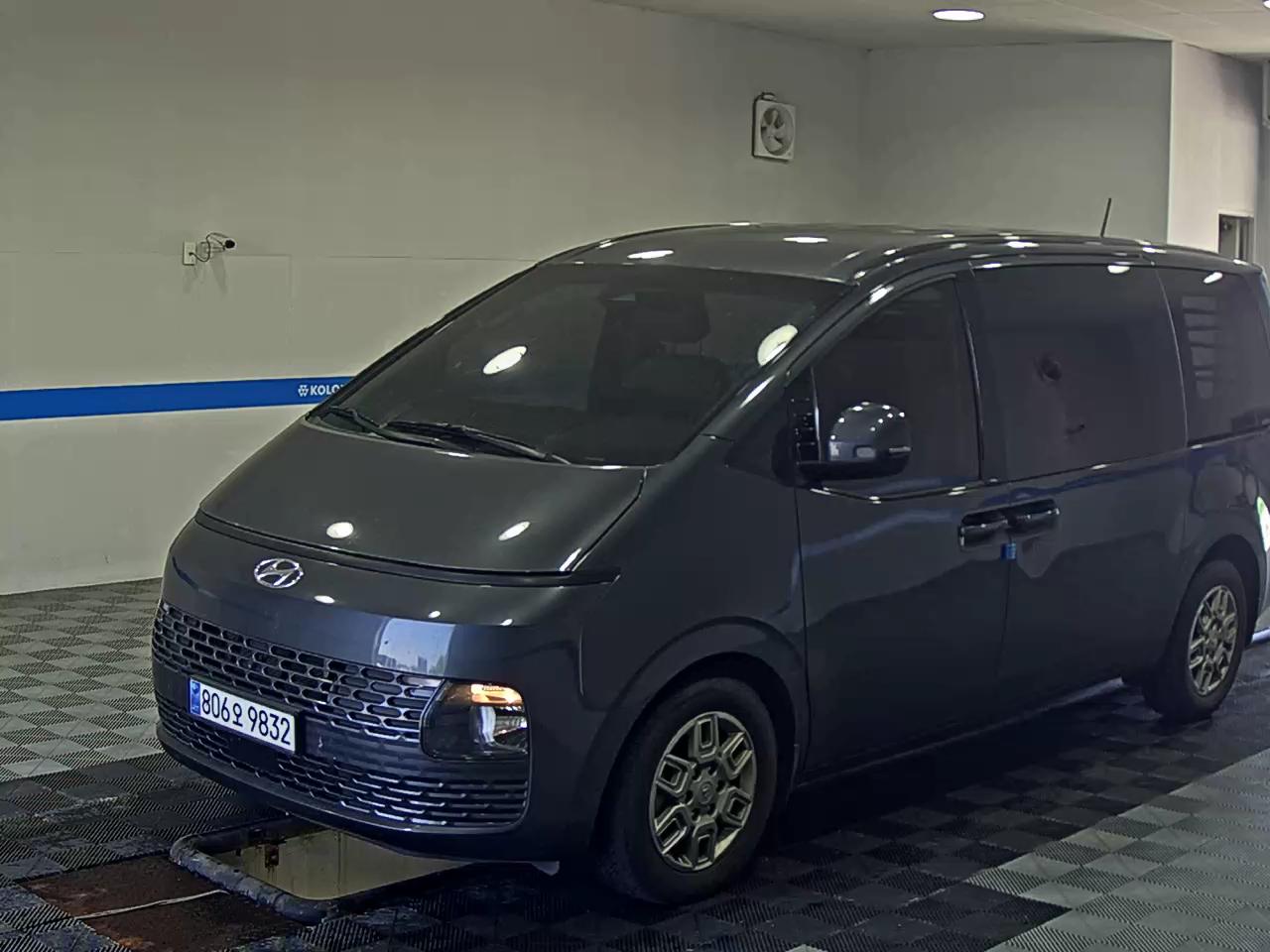 HYUNDAI STARIA 2.2 DIESEL CARGO 5-SEATER MODERN 2024 - zdjęcie 2