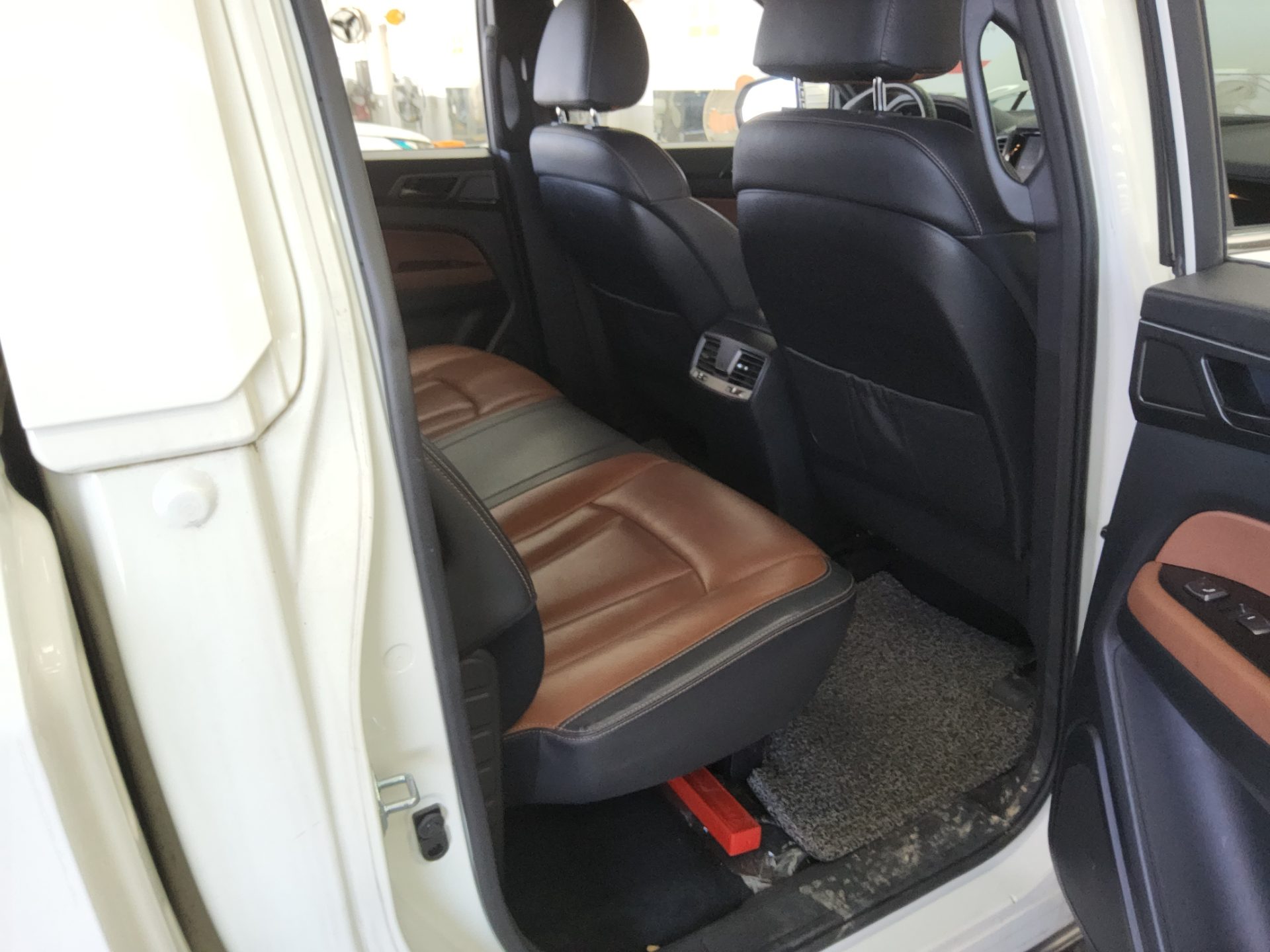 KG MOBILITY (SSANGYONG) REXTON SPORTS KHAN DIESEL 2.2 4WD NOBLESSE DYNAMIC 5 LINK 2020 - zdjęcie 13