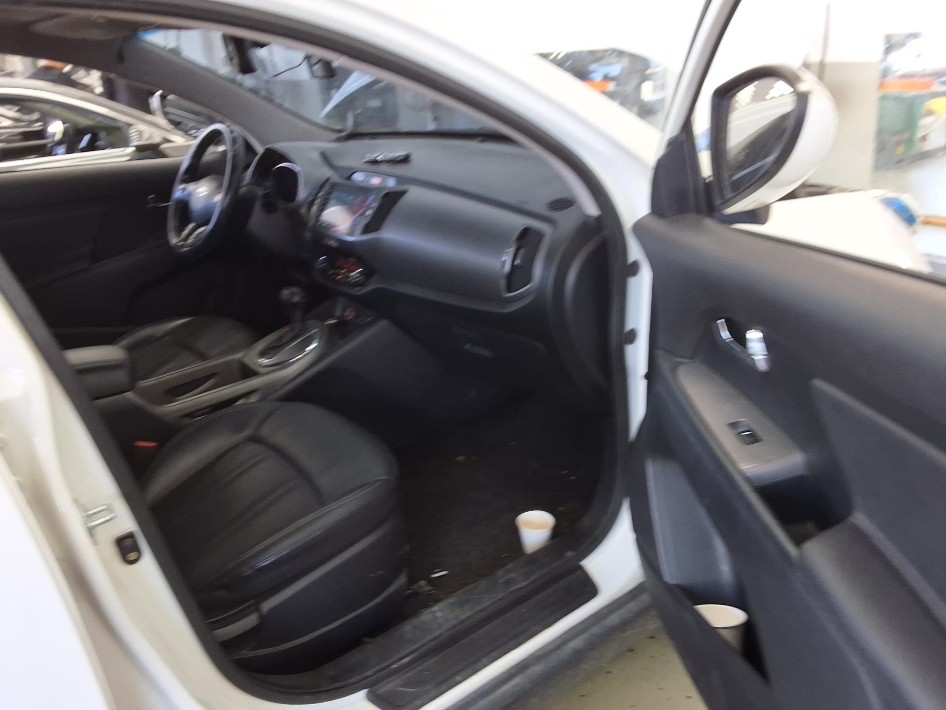 KIA THE NEW SPORTAGE R DIESEL R2.0 2WD PRESTIGE 2014 - zdjęcie 14