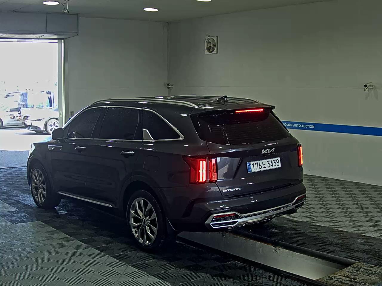 KIA NEW SORENTO (MQ4) 2.2 DIESEL 2WD NOBLESSE 2023 - zdjęcie 6