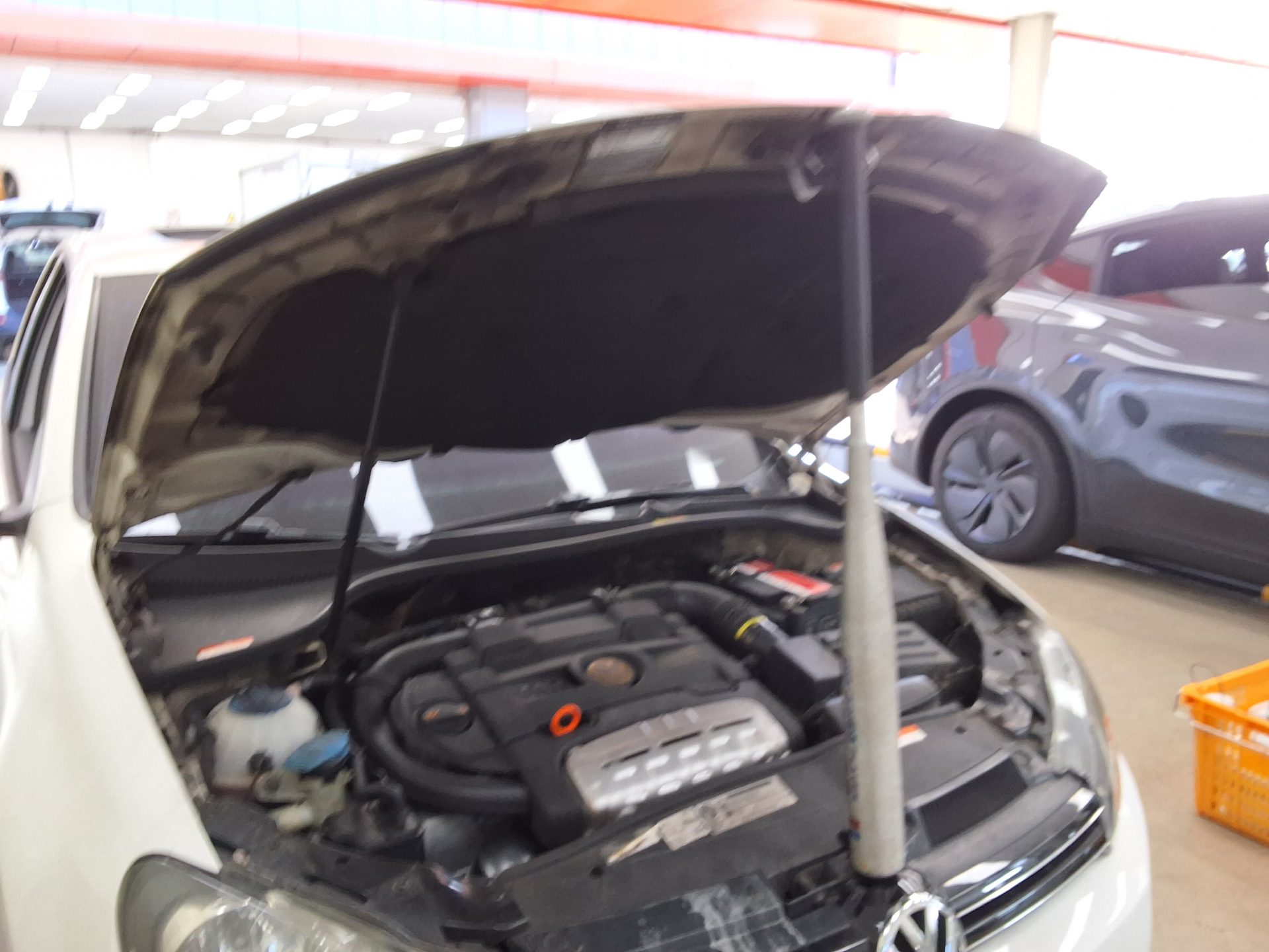 VOLKSWAGEN GOLF (6TH GEN) 1.4 TSI 2011 - zdjęcie 18