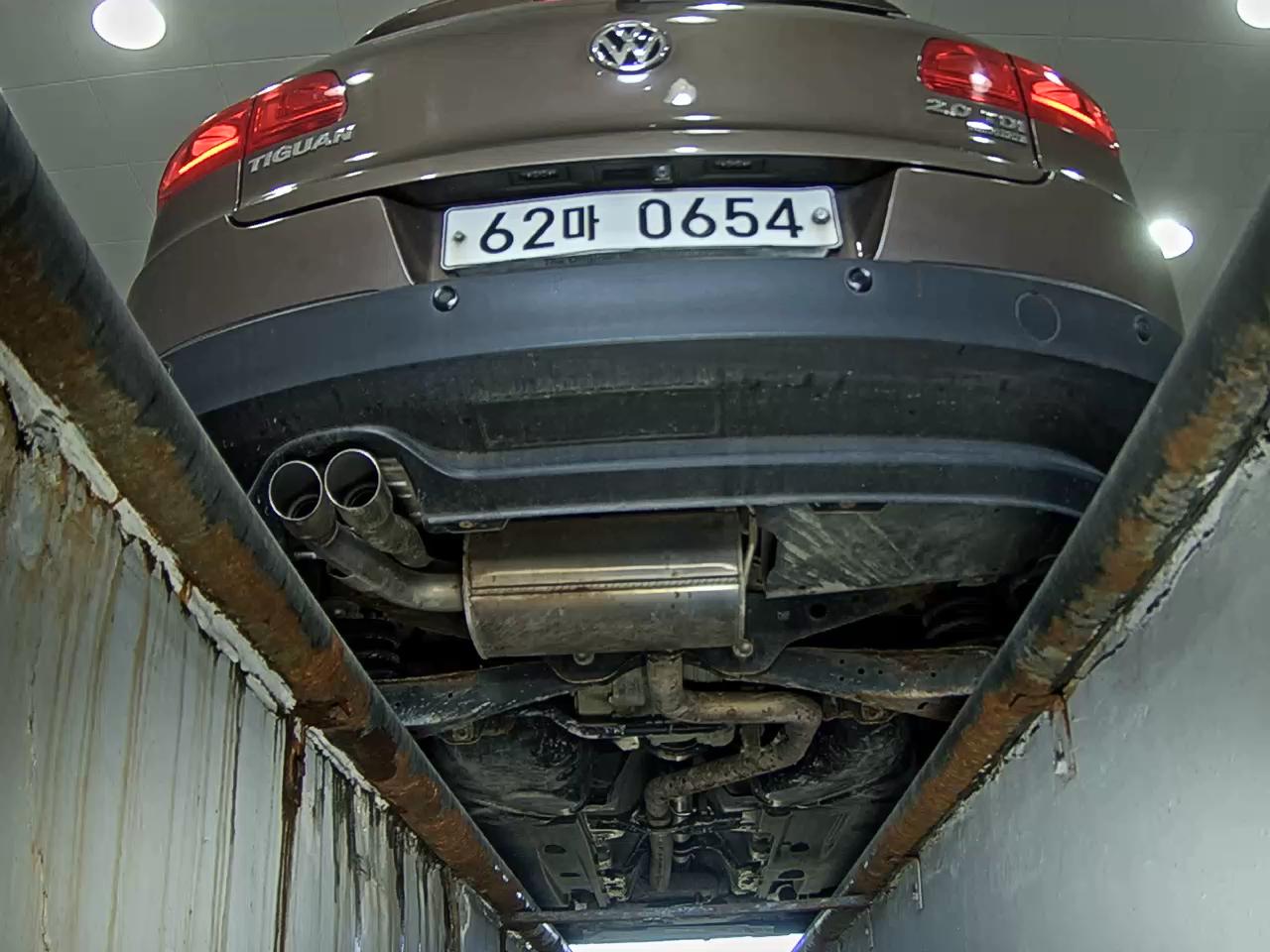 VOLKSWAGEN TIGUAN 2.0 TDI BLUEMOTION COMFORT 2014 - zdjęcie 8