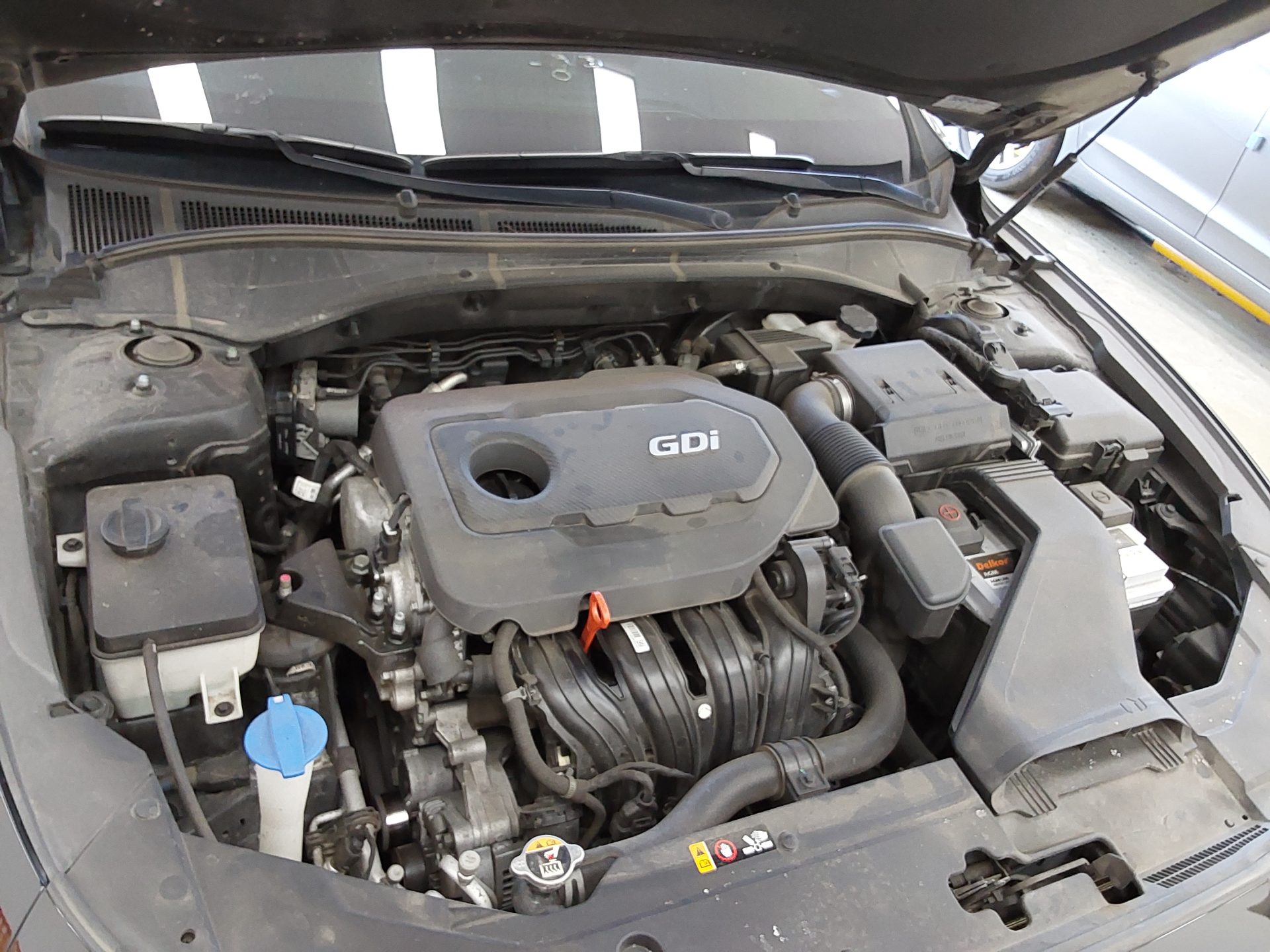 HYUNDAI GRANDEUR IG 2.4 GDi PREMIUM 2019 - zdjęcie 18