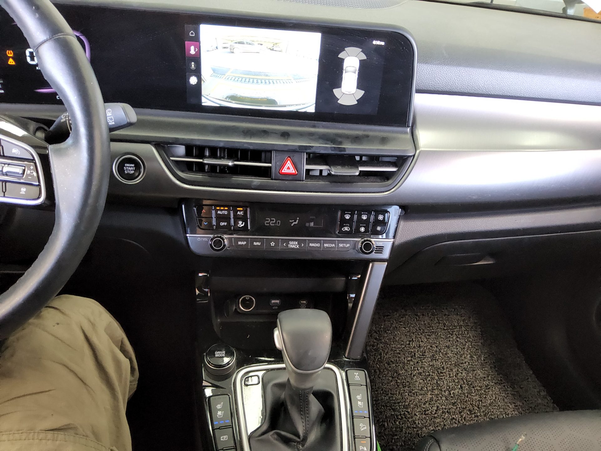 KIA THE NEW SELTOS 1.6 GASOLINE TURBO 4WD PRESTIGE 2023 - zdjęcie 18