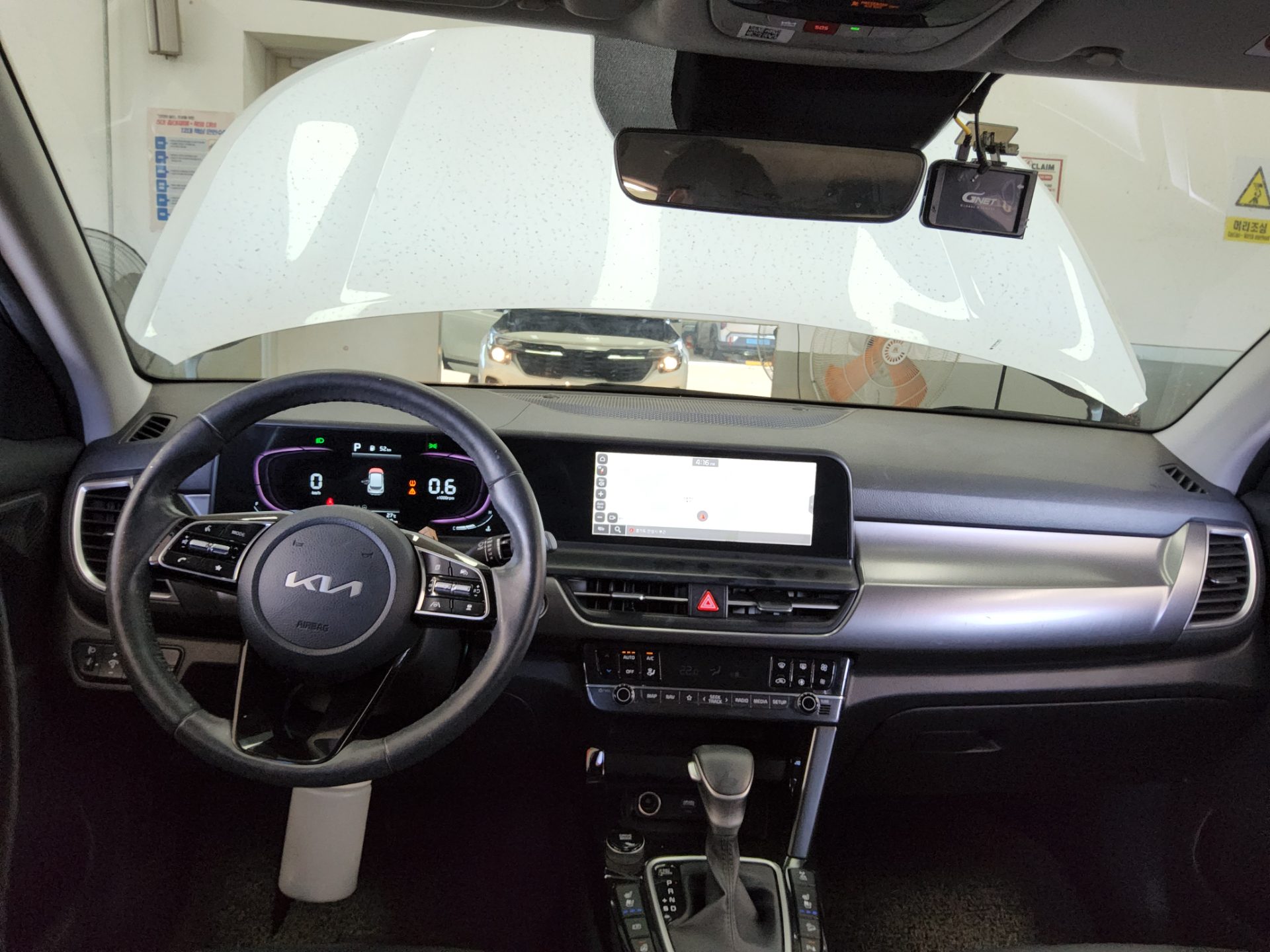 KIA THE NEW SELTOS 1.6 GASOLINE TURBO 4WD PRESTIGE 2023 - zdjęcie 11