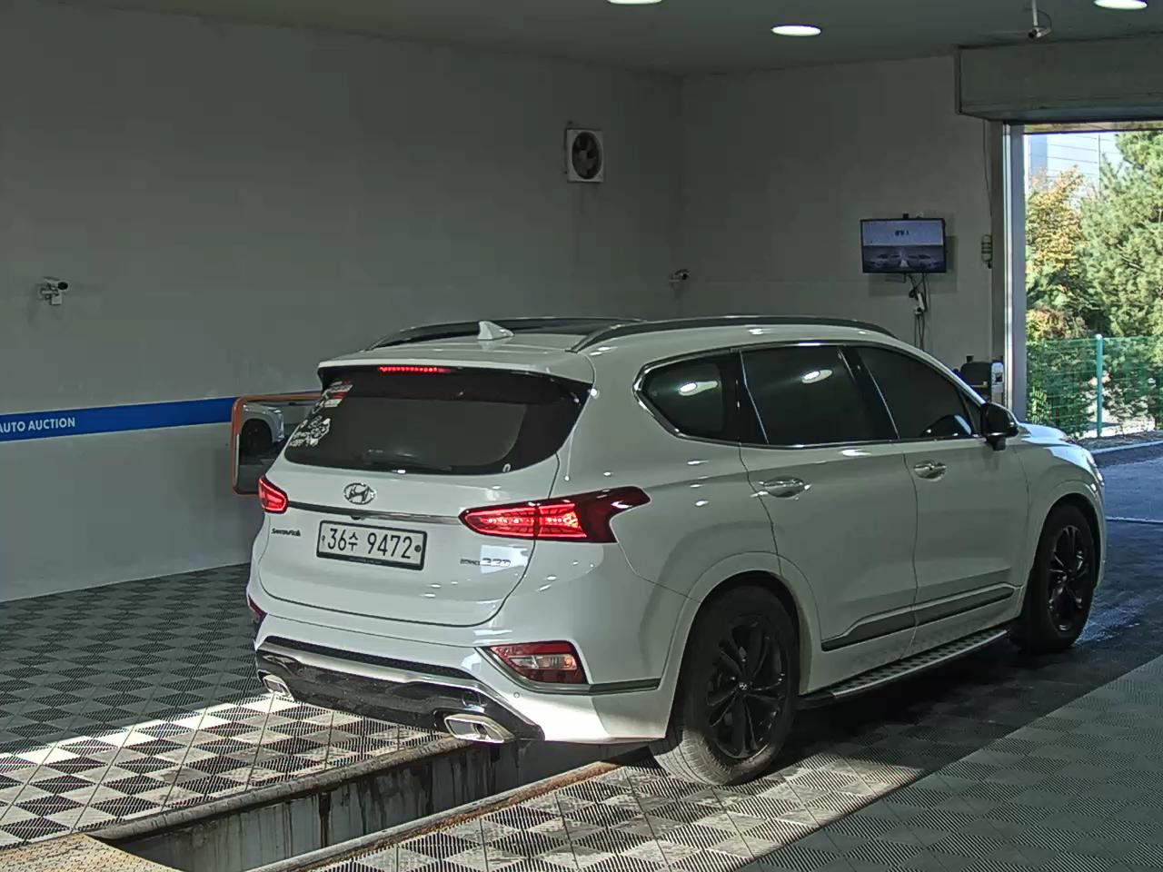 HYUNDAI SANTA FE (TM) R2.2 2WD INSPIRATION 2019 - zdjęcie 5