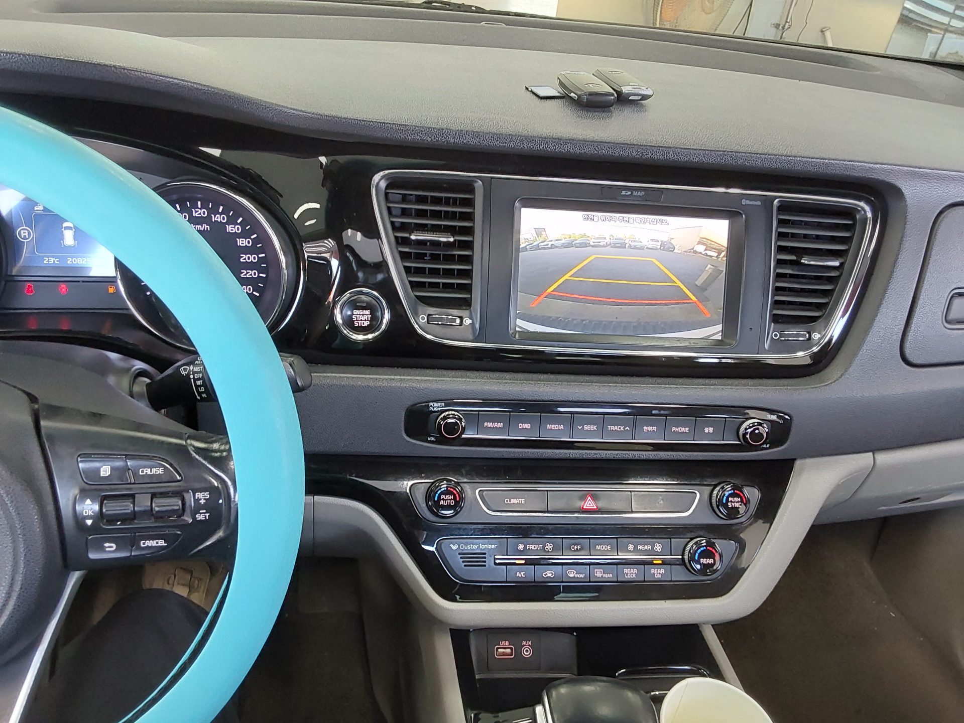 KIA ALL NEW CARNIVAL 9-SEATER DIESEL PRESTIGE 2017 - zdjęcie 17
