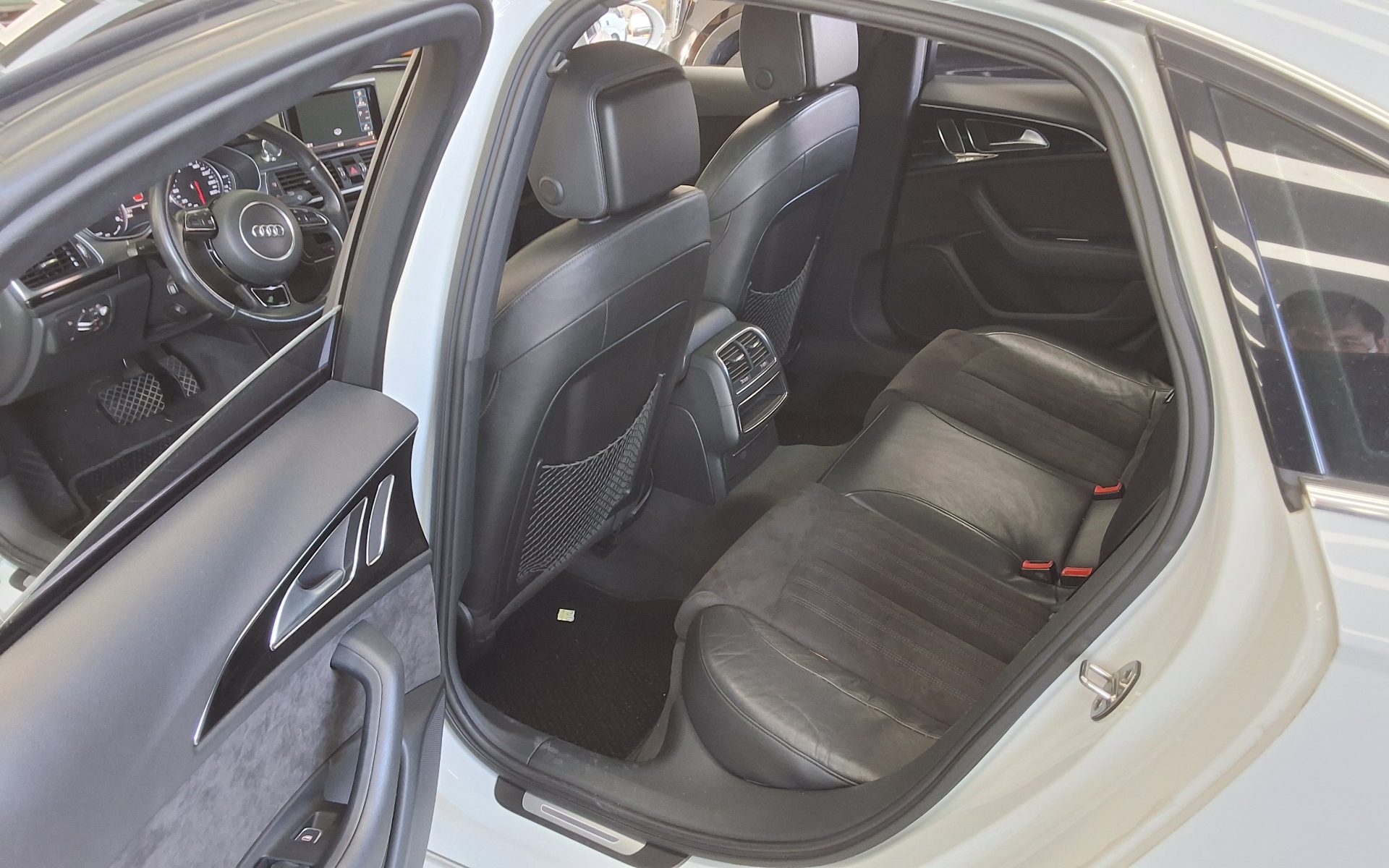 AUDI A6 (4TH GEN) 40 TDI QUATTRO SPORTS 2016 - zdjęcie 12