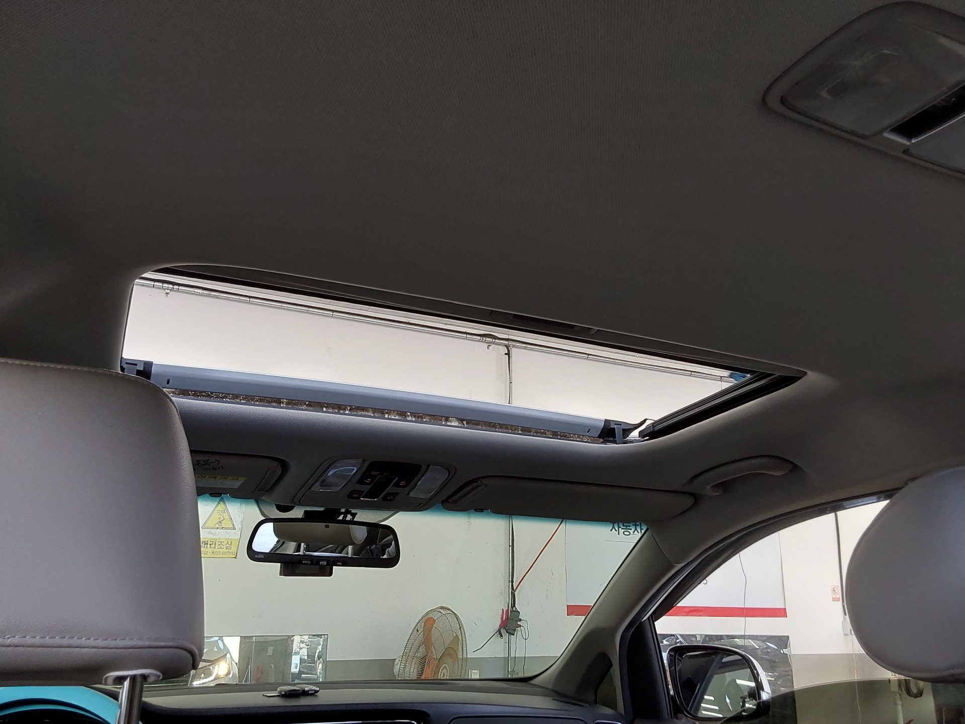 KIA ALL NEW CARNIVAL 9-SEATER DIESEL PRESTIGE 2017 - zdjęcie 18