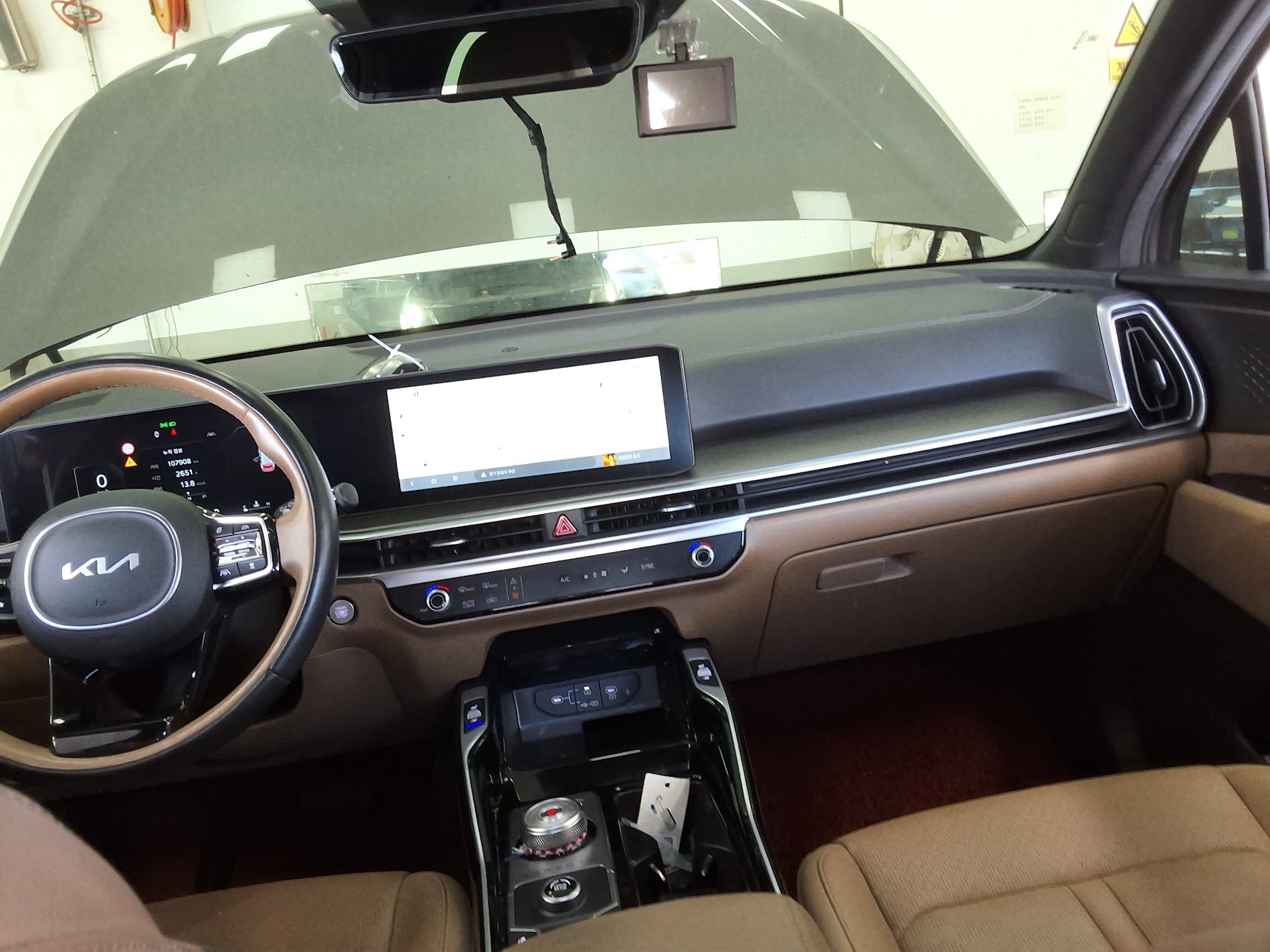 KIA THE NEW SORENTO (MQ4) 2.2 DIESEL 2WD NOBLESSE 2024 - zdjęcie 11