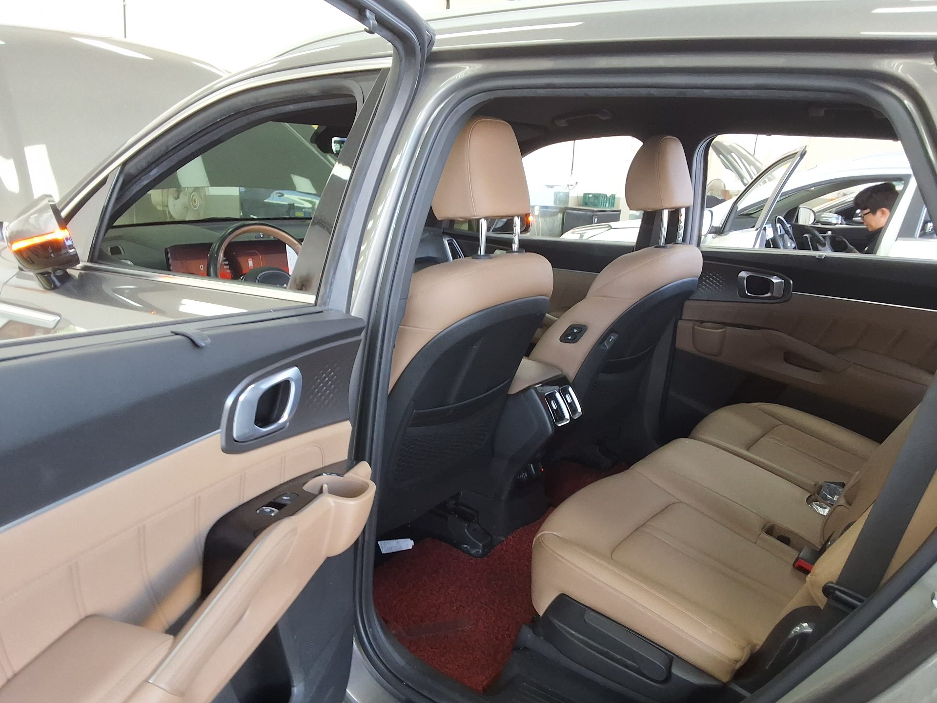 KIA THE NEW SORENTO (MQ4) 2.2 DIESEL 2WD NOBLESSE 2024 - zdjęcie 12
