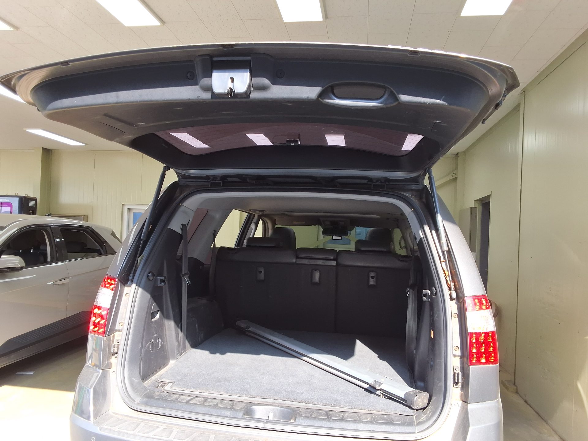 KIA MOHAVE DIESEL 4WD KV300 2015 - zdjęcie 16
