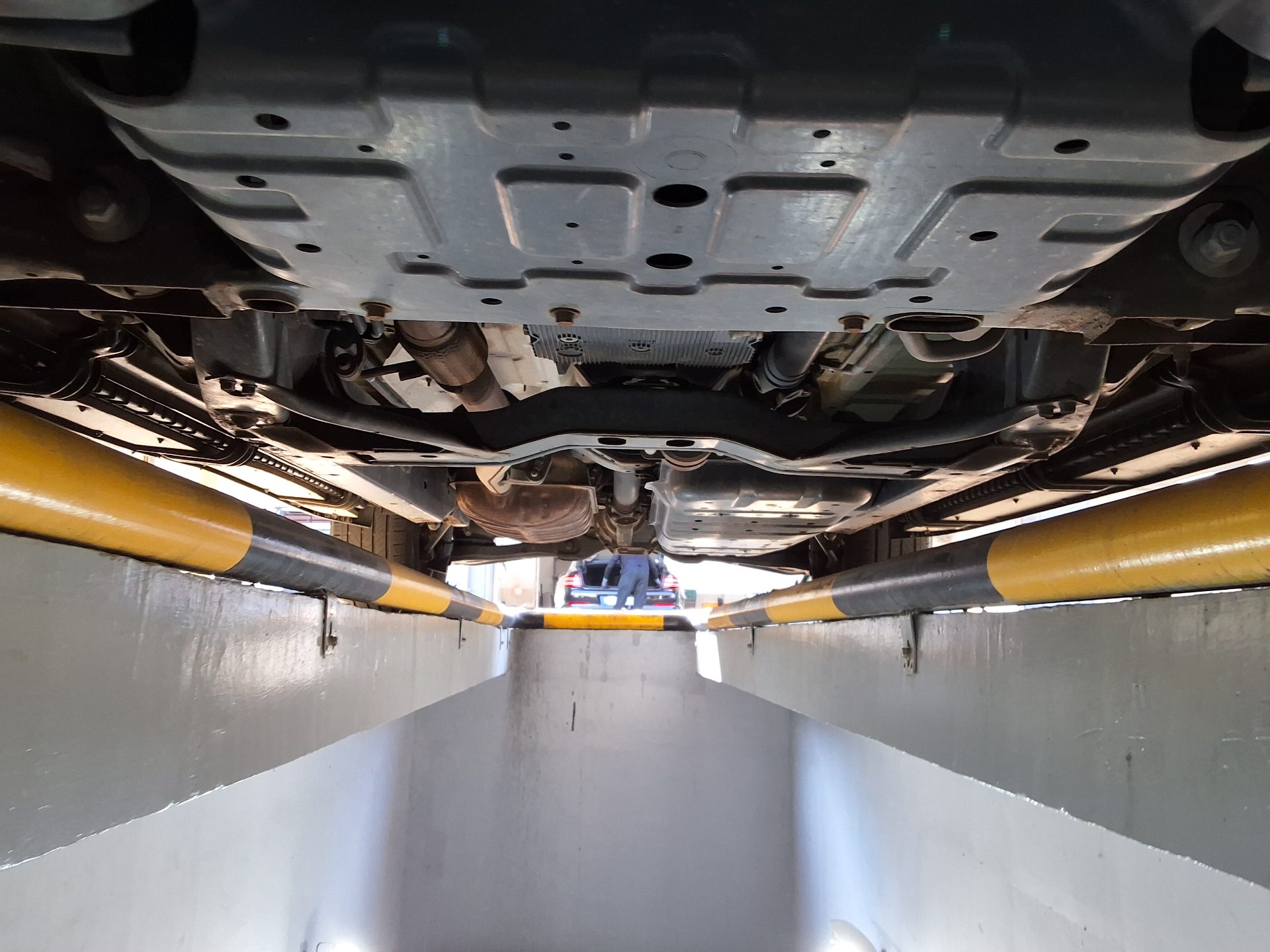 KIA MOHAVE DIESEL 4WD KV300 2015 - zdjęcie 9
