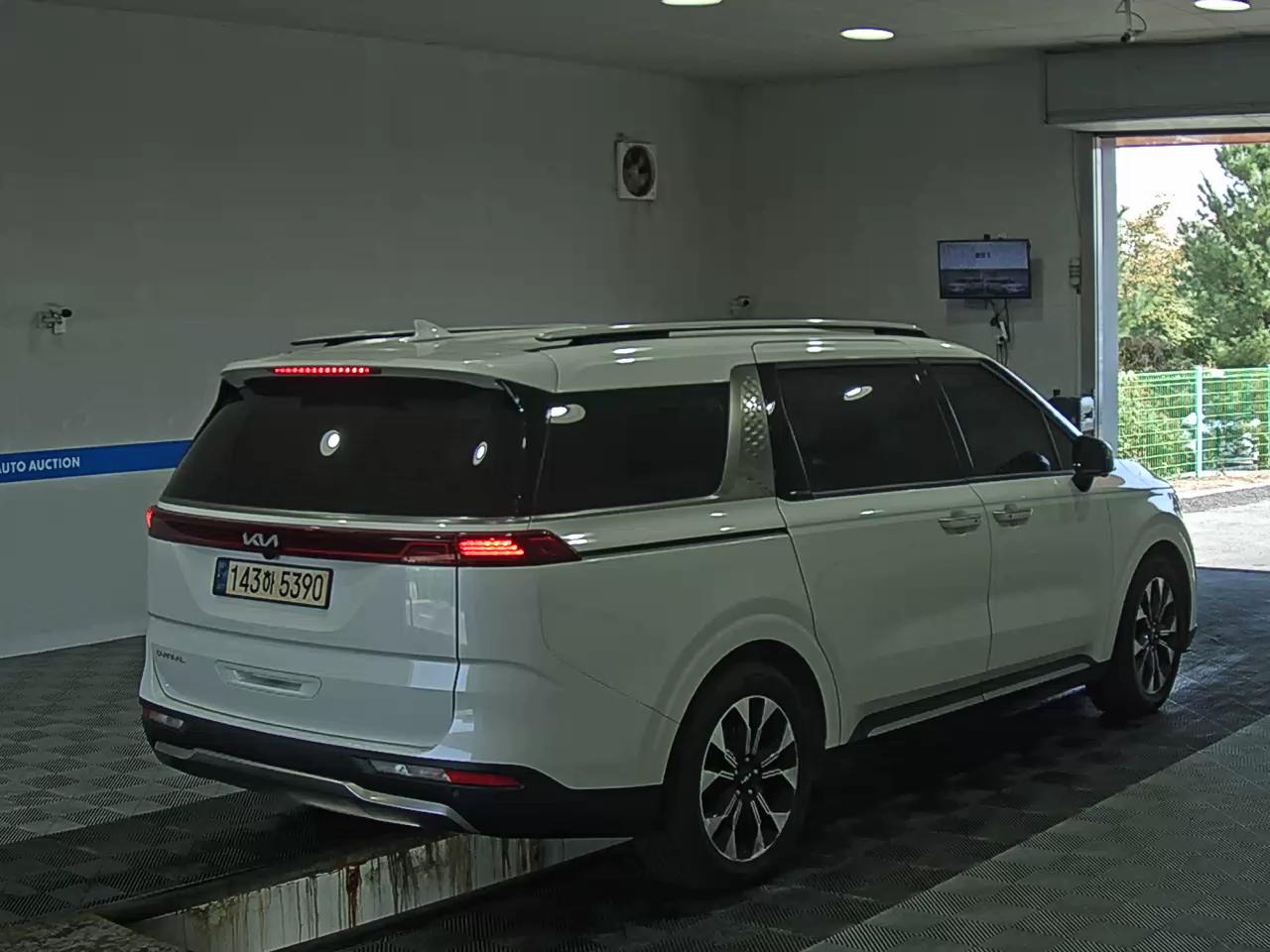KIA NEW CARNIVAL (KA4) 9-SEATER DIESEL SIGNATURE 2023 - zdjęcie 5