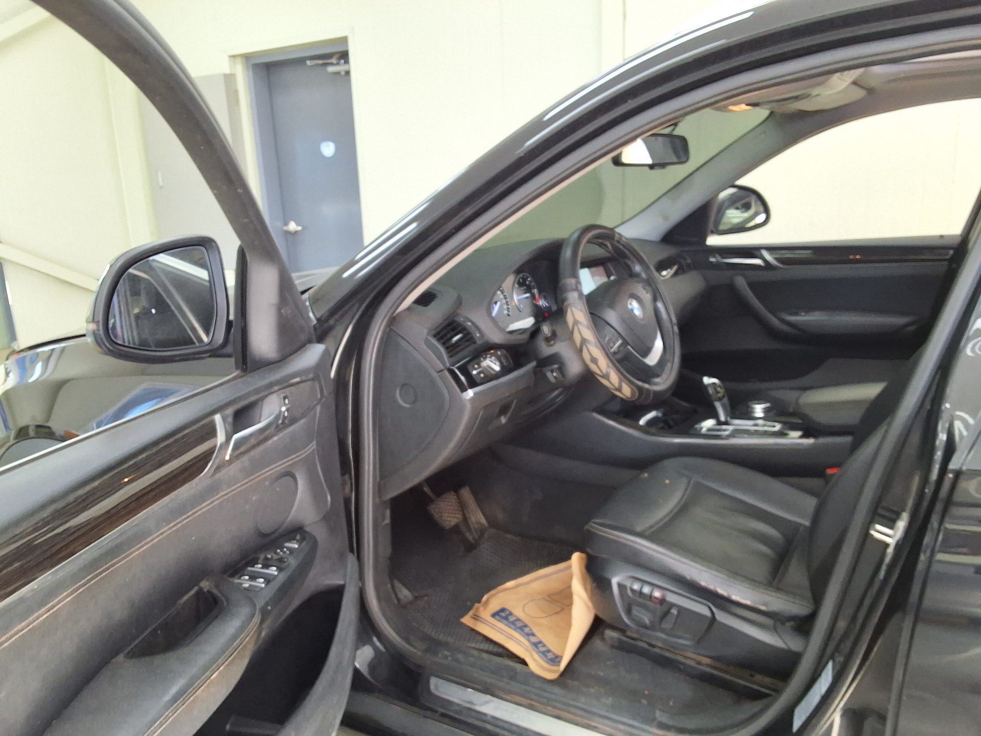 BMW X4 20d xDRIVE X LINE 2016 - zdjęcie 11