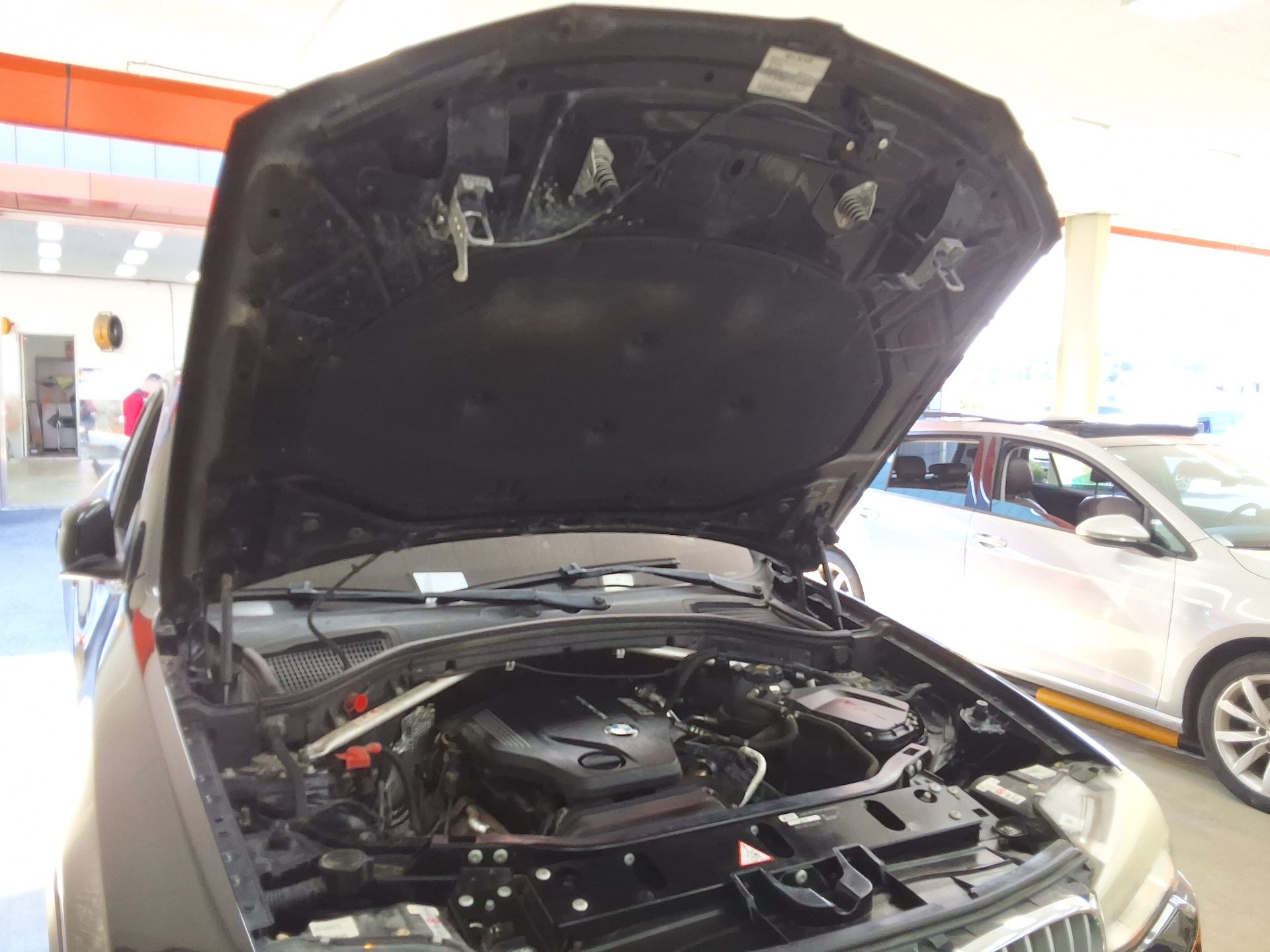 BMW X4 20d xDRIVE X LINE 2016 - zdjęcie 18