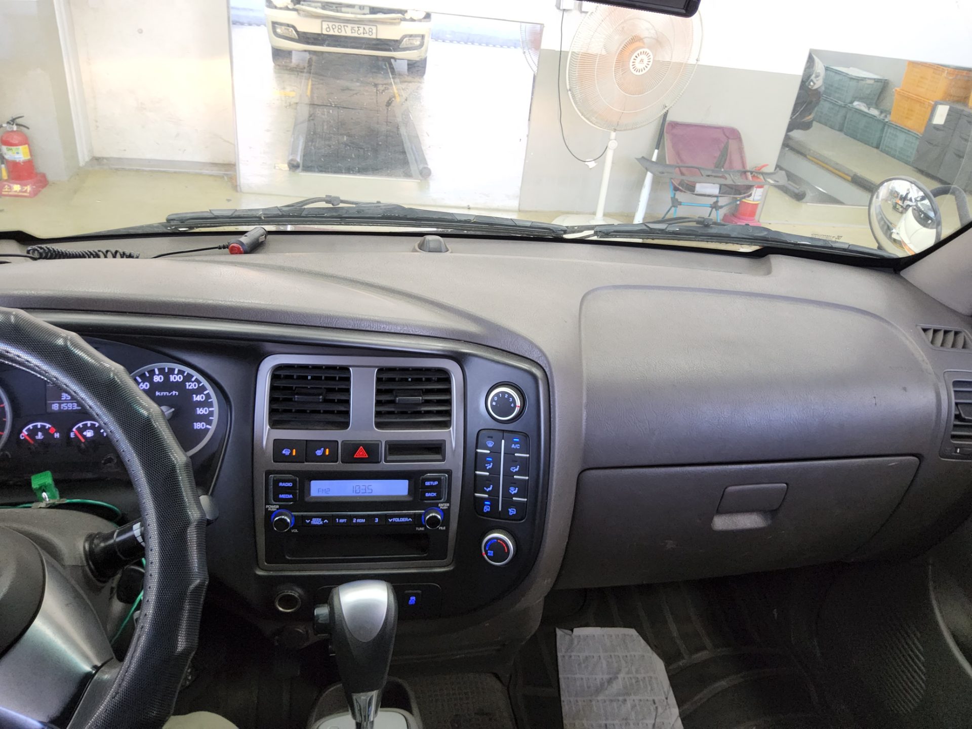 HYUNDAI PORTER II CRDi STANDARD CAB EXTRA LONG WHEELBASE STYLE 2019 - zdjęcie 11