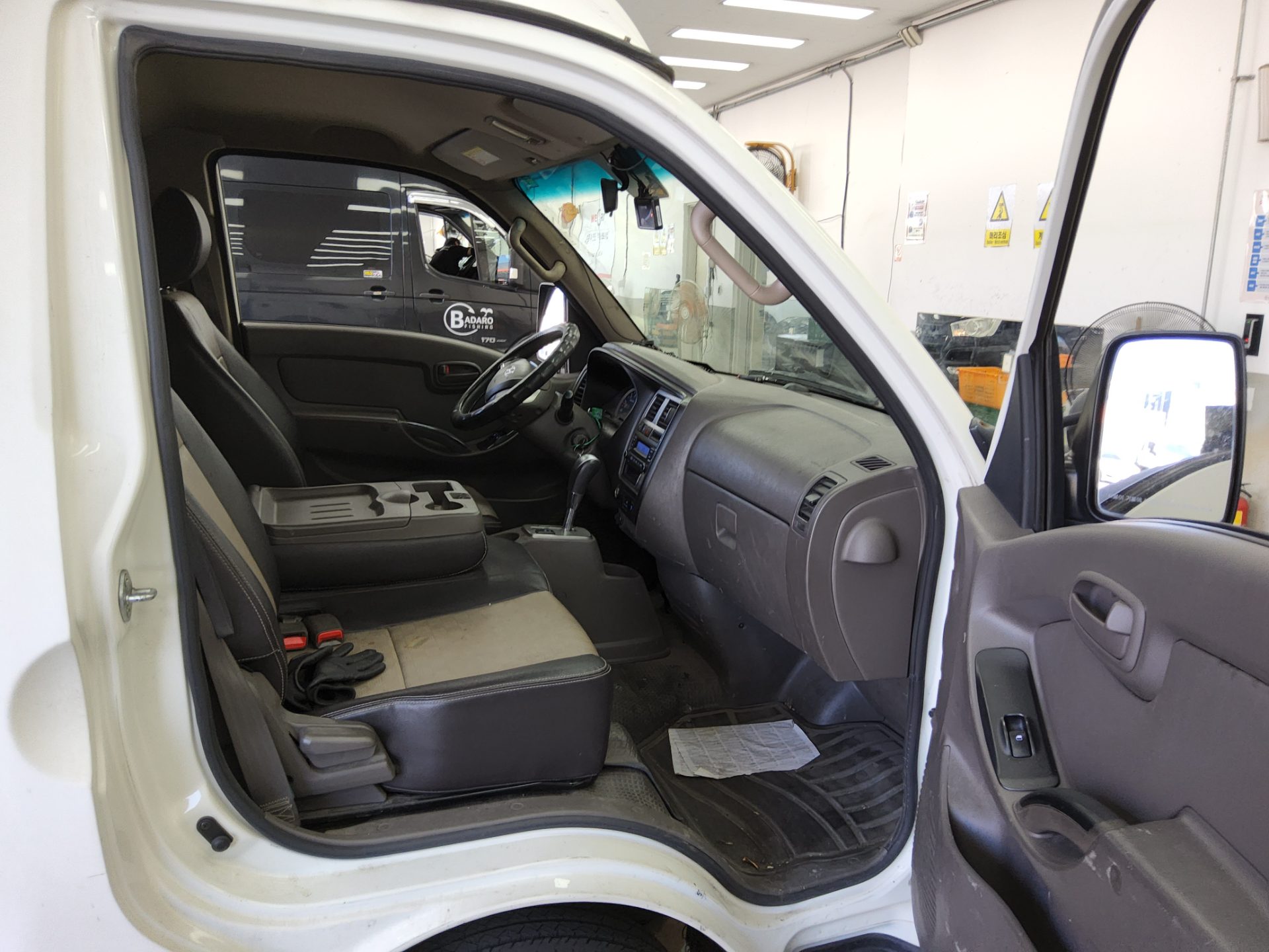 HYUNDAI PORTER II CRDi STANDARD CAB EXTRA LONG WHEELBASE STYLE 2019 - zdjęcie 12