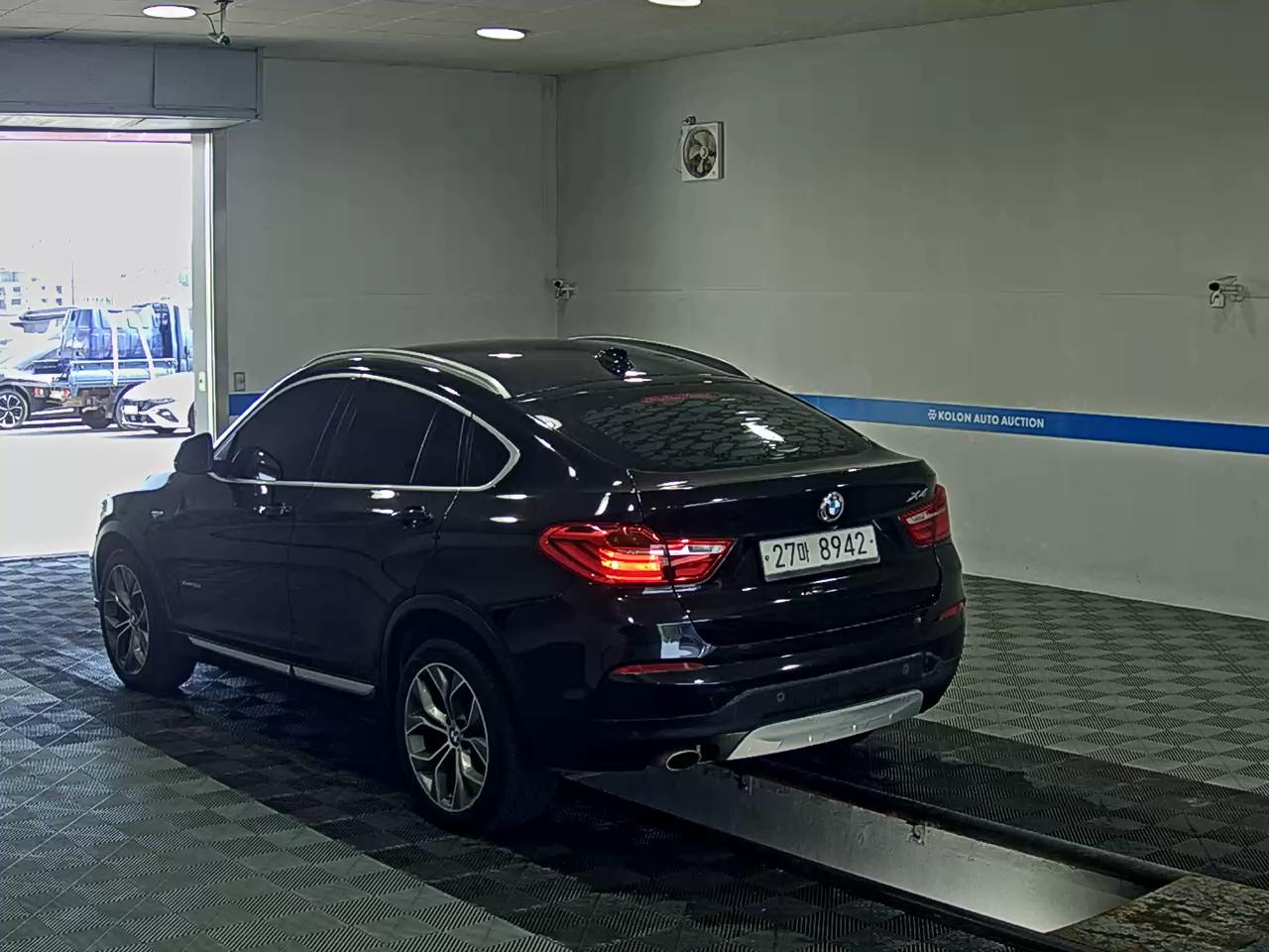 BMW X4 20d xDRIVE X LINE 2016 - zdjęcie 6