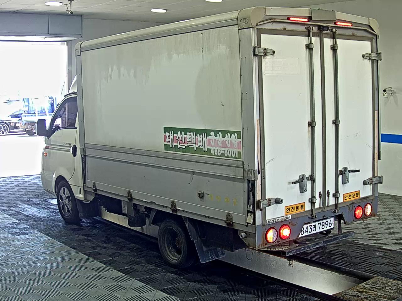 HYUNDAI PORTER II CRDi STANDARD CAB EXTRA LONG WHEELBASE STYLE 2019 - zdjęcie 6
