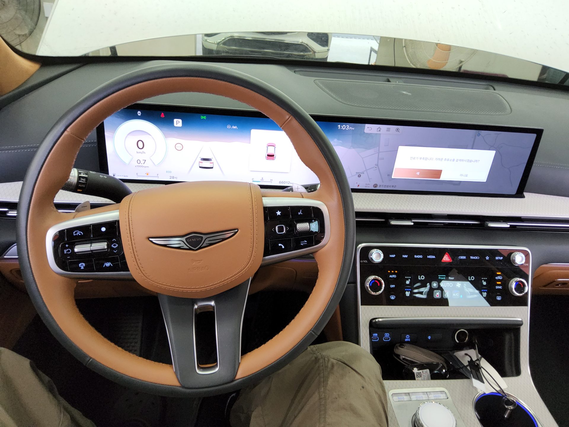GENESIS NEW GV80 2.5 GASOLINE AWD BASE MODEL 2025 - zdjęcie 17
