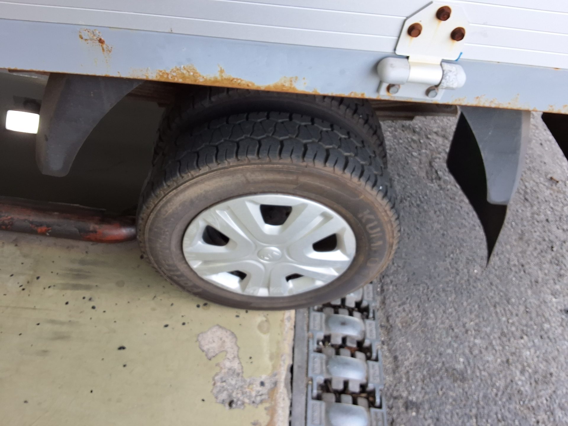 KIA THE NEW BONGO III CARGO WING BODY MANUAL 2022 - zdjęcie 19